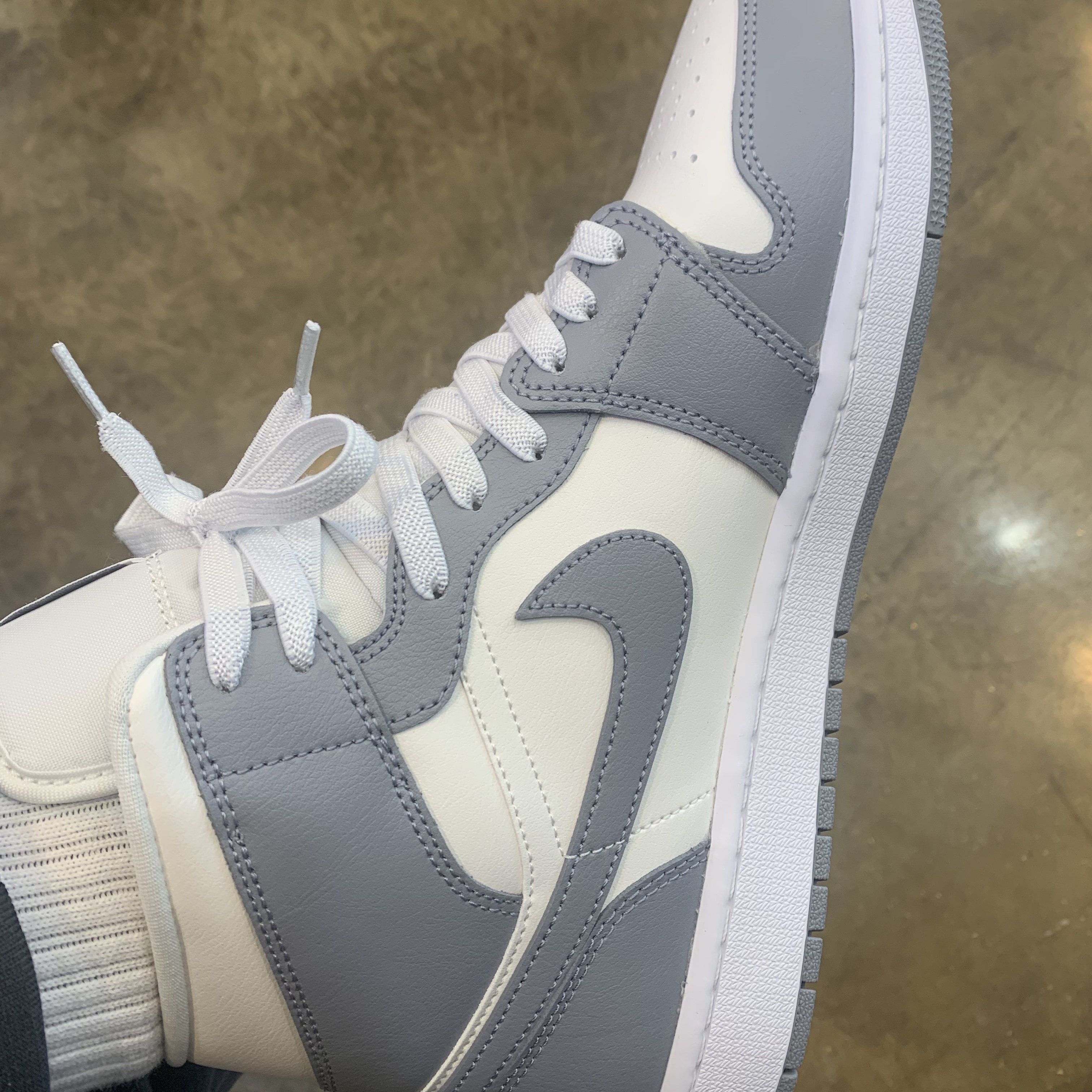 (W) Jordan 1 Mid Sail Stealth 착용 스타일 - 2