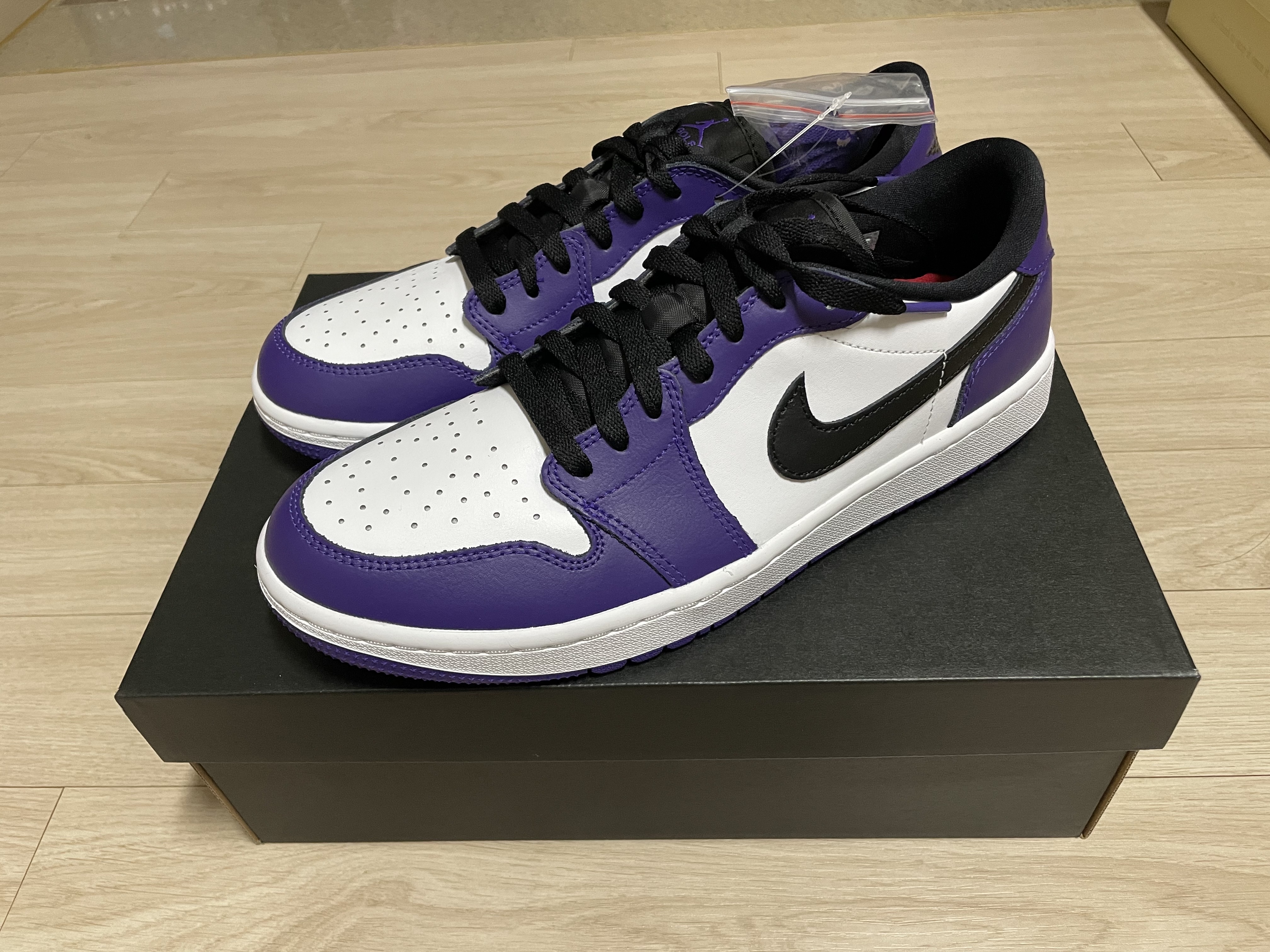 Nike x Concepts SB Dunk Low Orange Lobster (Regular Box), Jordan 1 Low Golf Court Purple 착용 스타일 - 3