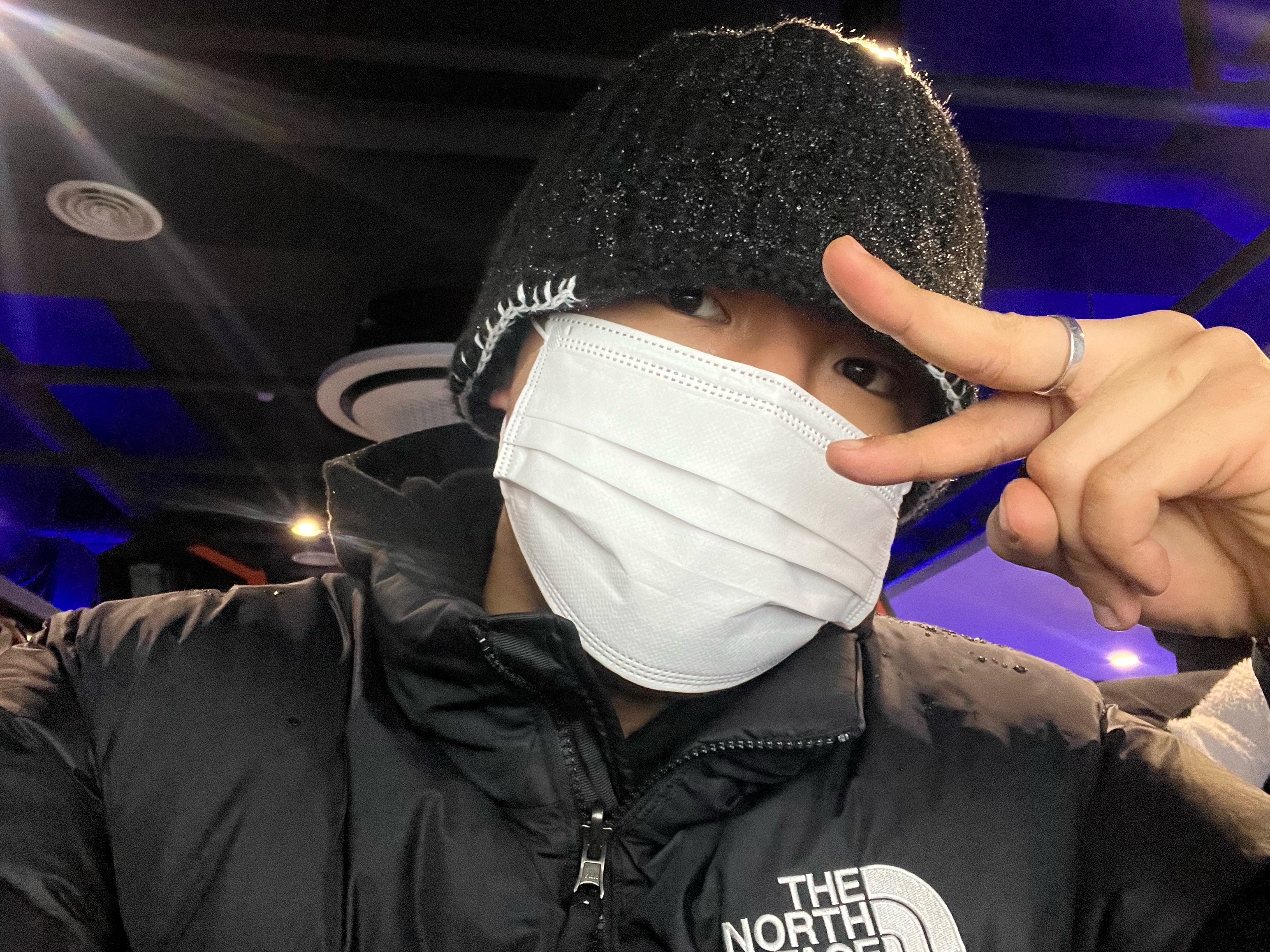 The North Face 1996 Eco Nuptse Jacket Black 착용 스타일