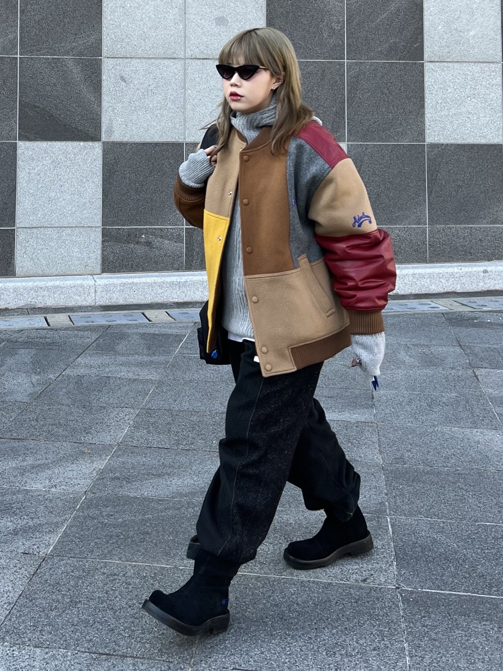Ader Error Og; 8th @7222 Keyring Z-Blue, Ader Error Og; 8th @9221 Jacket Red 착용 스타일 - 1