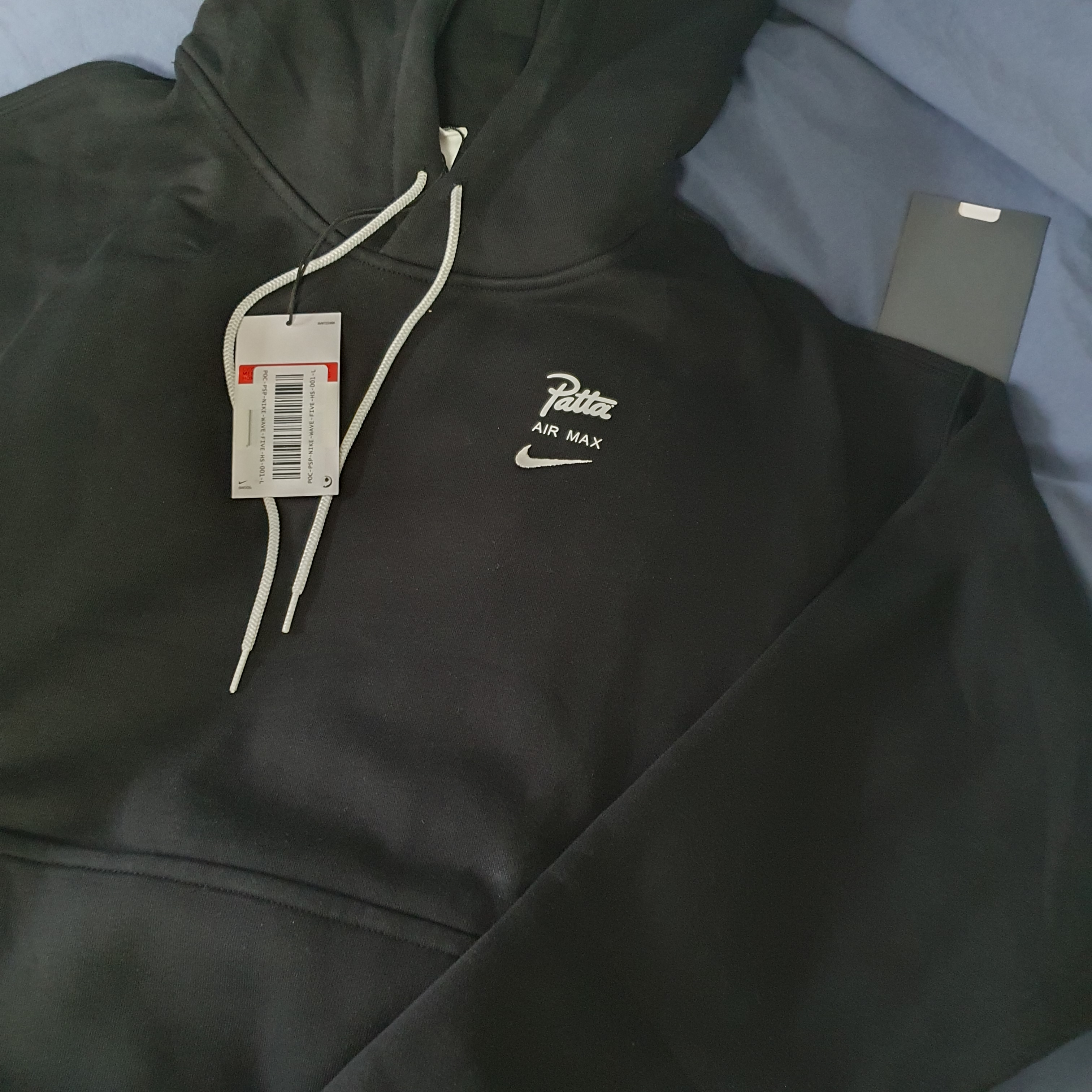 Nike x Patta Wave Five Hooded Sweater Black 착용 스타일 - 2