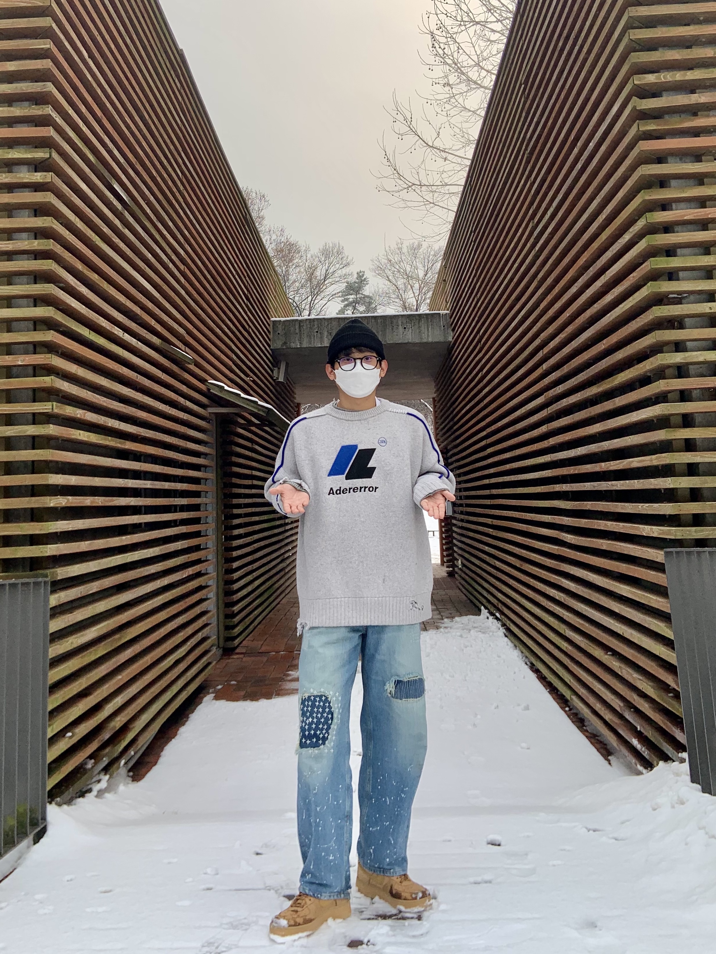 Zara x Ader Error Patchwork Jeans Blue, Zara x Ader Error Oversize Sweater Grey 착용 스타일