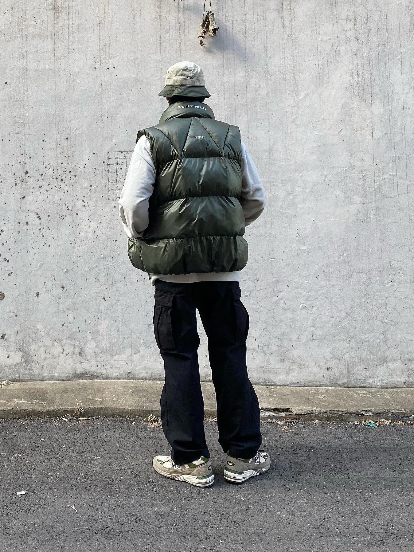New Balance x Aime Leon Dore 991 Made in UK Grey 착용 스타일 - 4