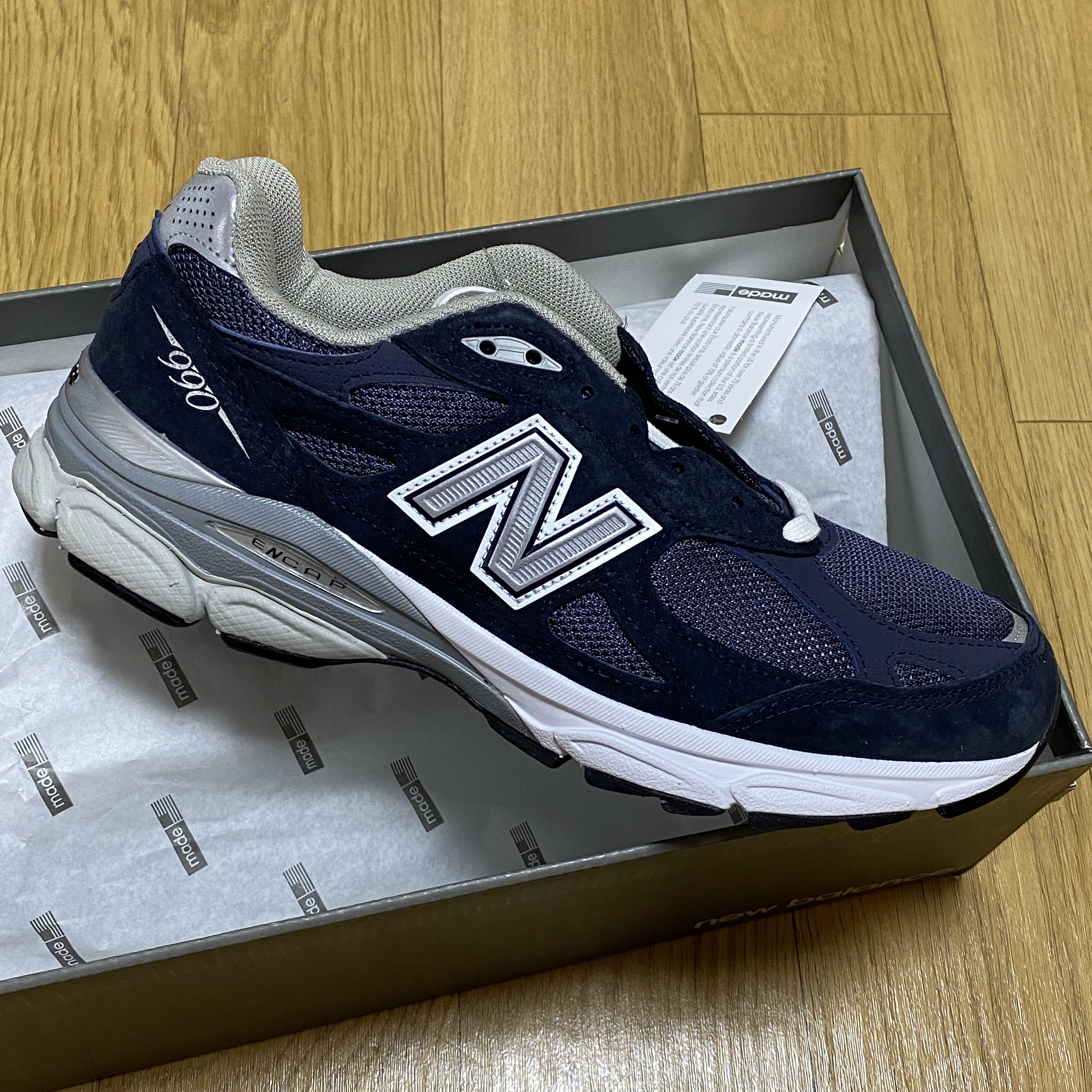 New Balance 990v3 Made in USA Navy - D Standard 착용 스타일