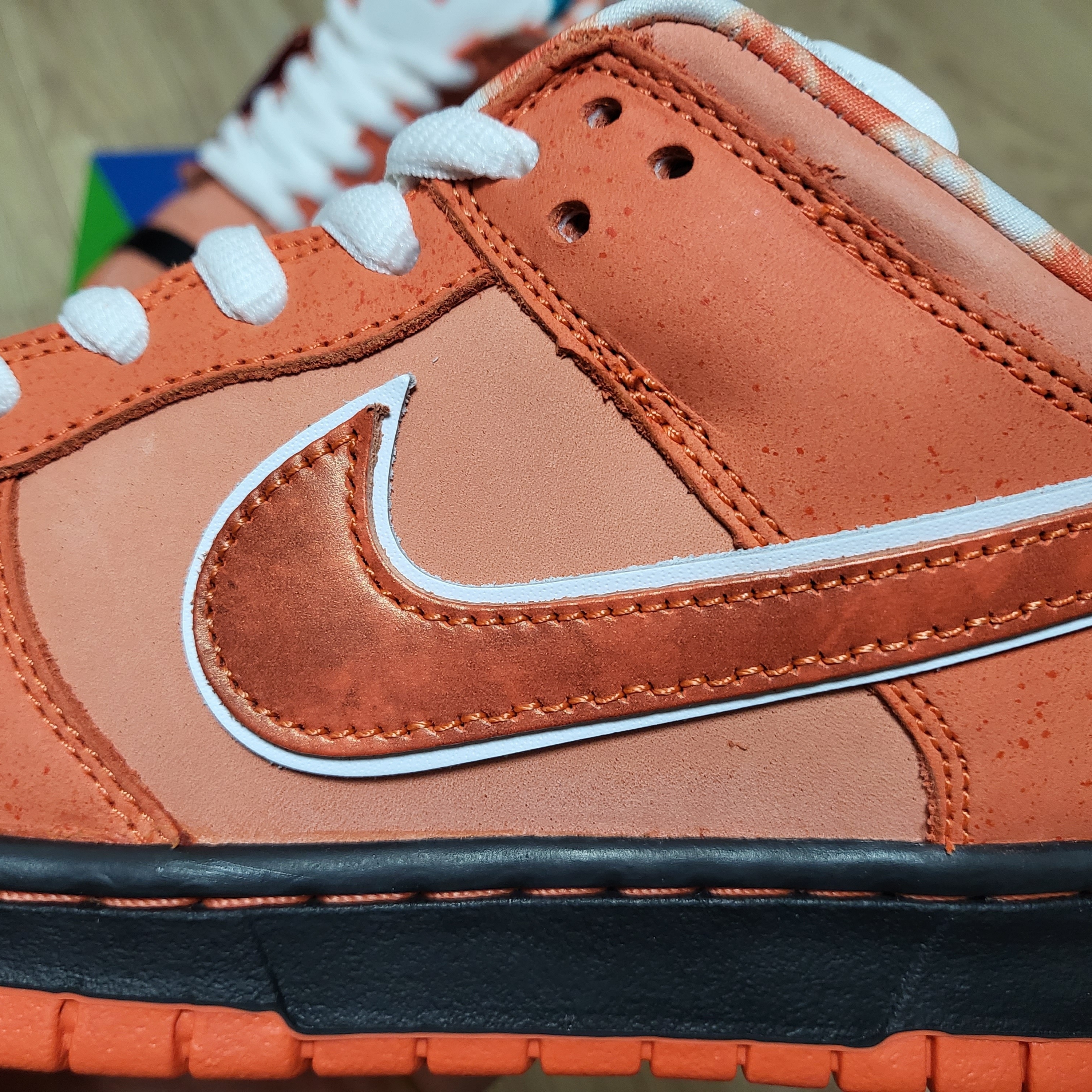 Nike x Concepts SB Dunk Low Orange Lobster (Regular Box) 착용 스타일 - 2