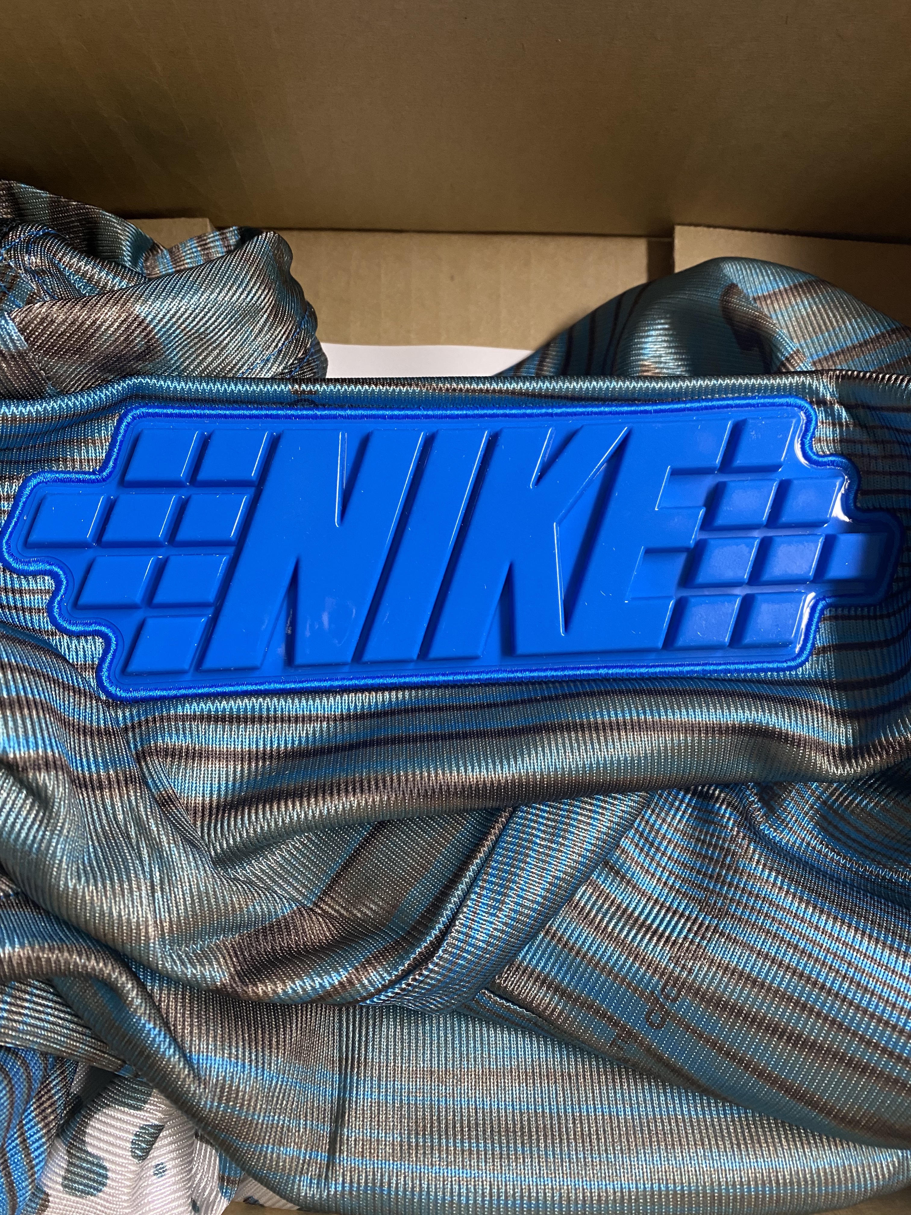 Jordan 1 x Travis Scott x Fragment Retro Low OG SP Military Blue, Nike x Off-White NRG Jersey Imperial Blue - Asia 착용 스타일 - 2