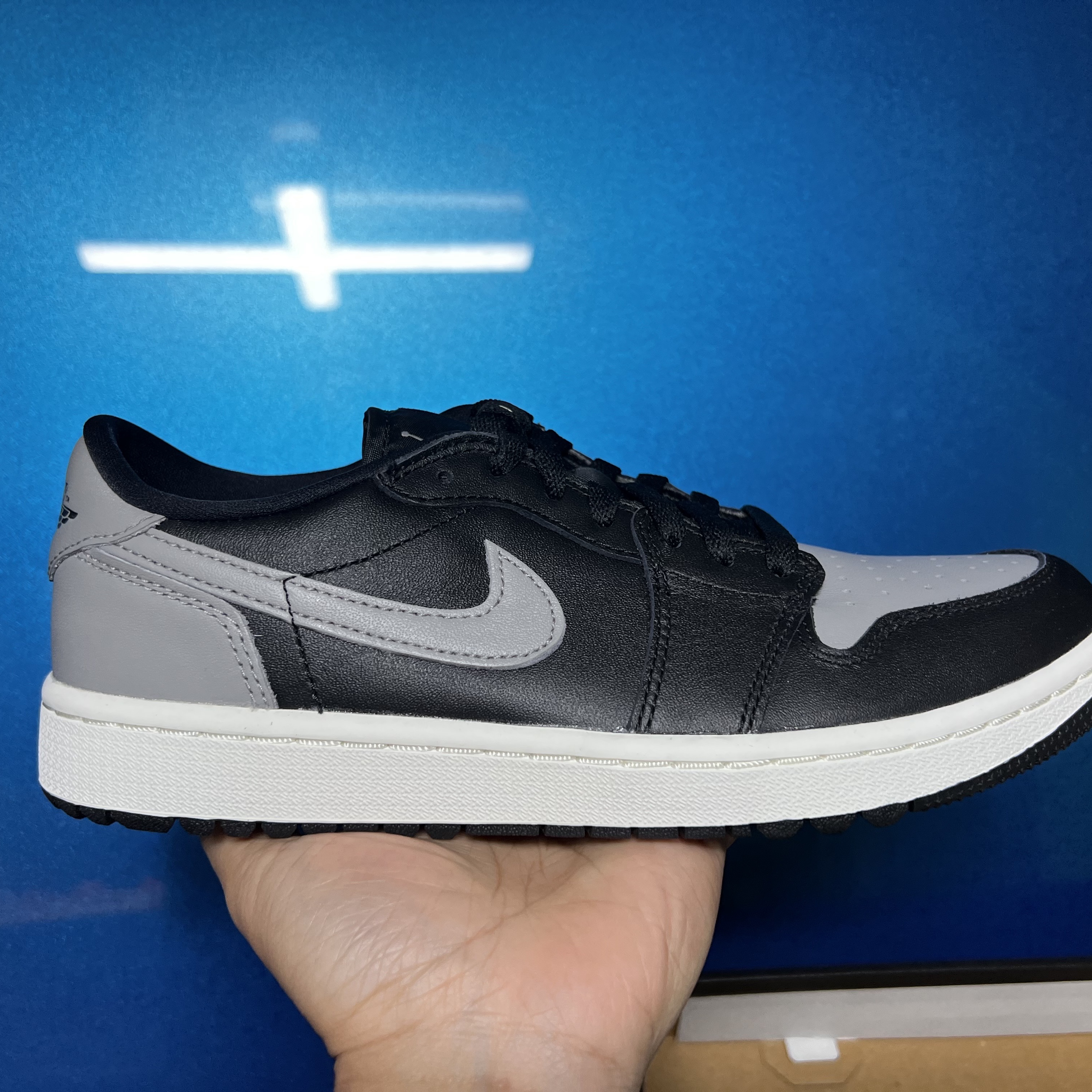 Jordan 1 Low Golf Shadow 착용 스타일