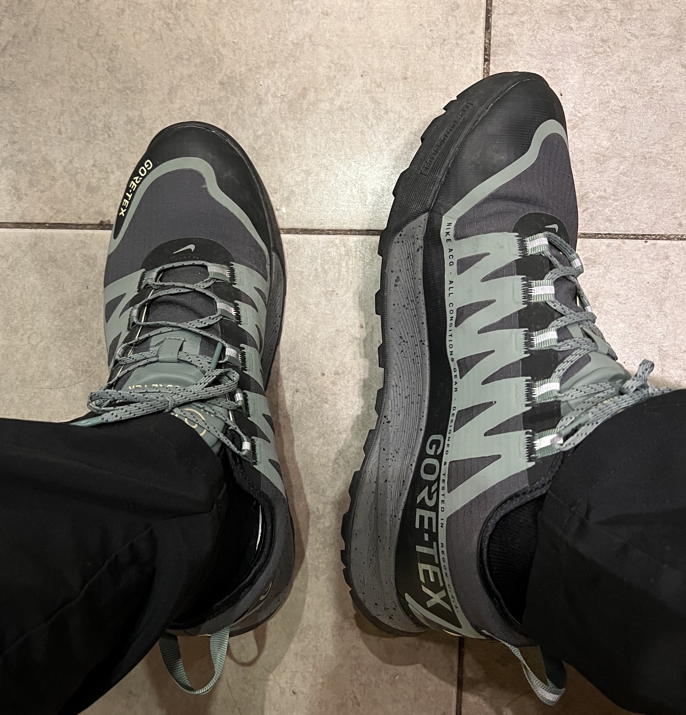 Nike ACG Air Nasu Gore-Tex Dark Green 착용 스타일