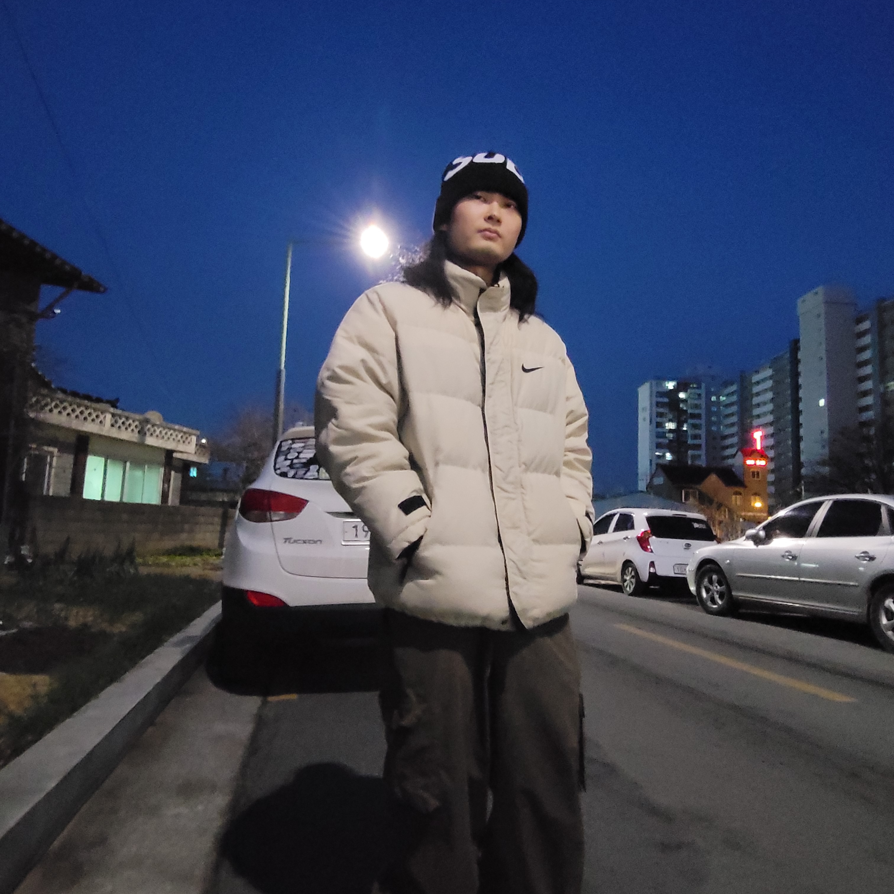 Supreme Big Logo Beanie Black 착용 스타일