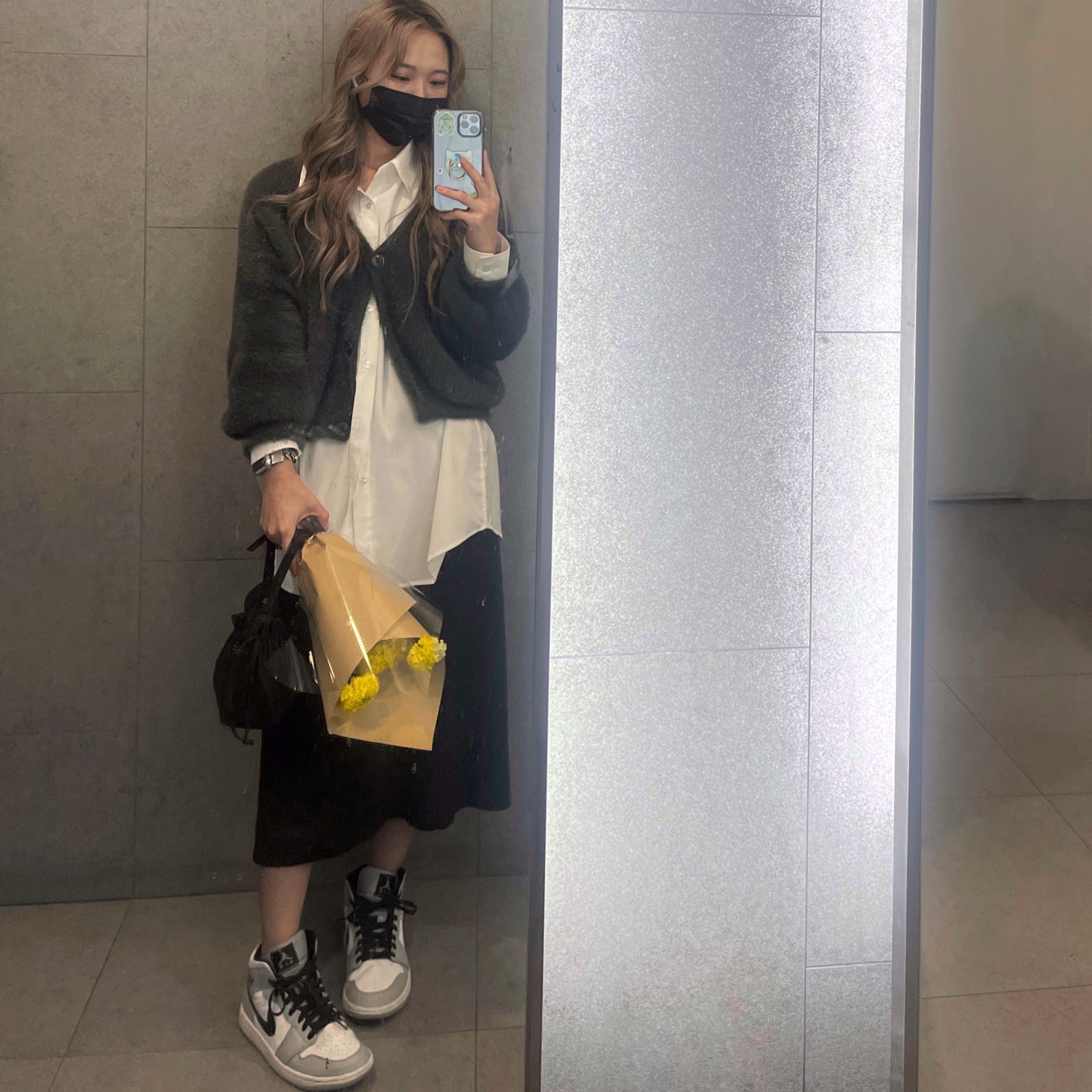 Jordan 1 Mid Light Smoke Grey 착용 스타일