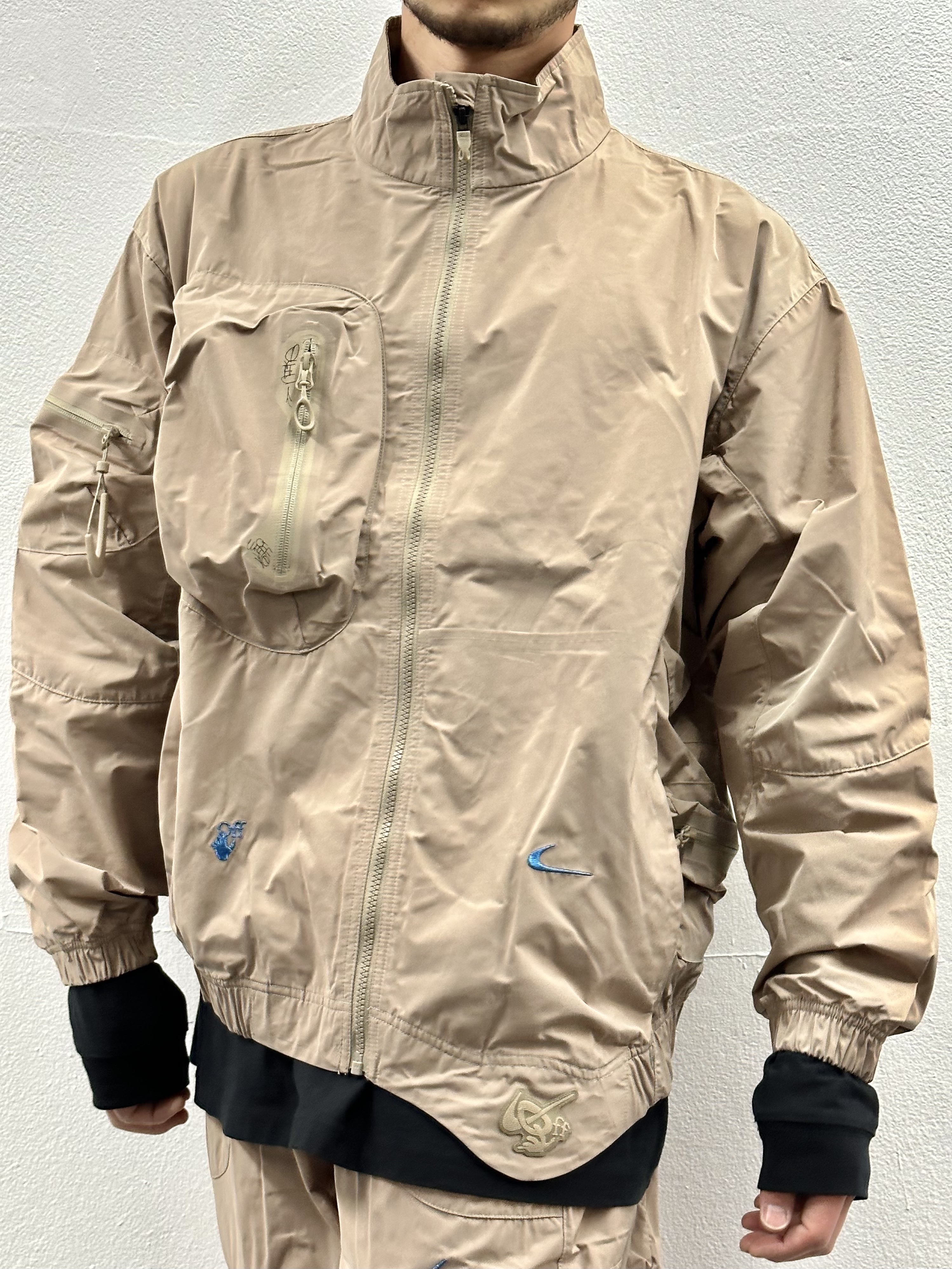 Nike x Off-White NRG Track Suit Khaki - Asia 착용 스타일 - 1
