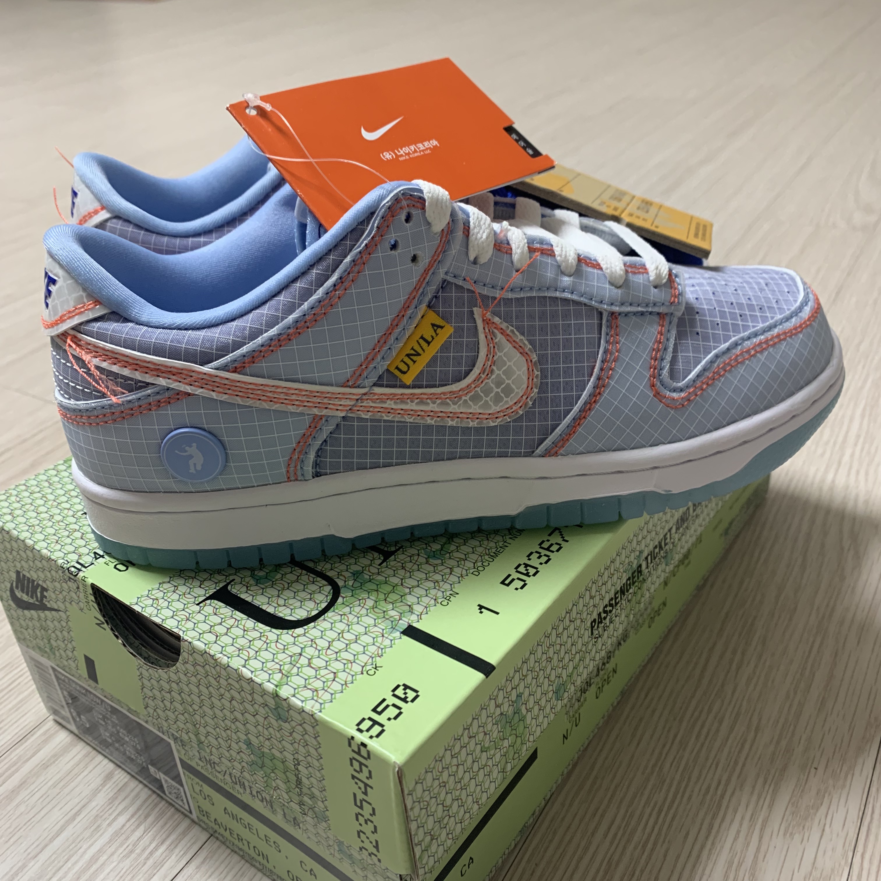 Nike x Union Dunk Low Passport Pack Argon 착용 스타일 - 1