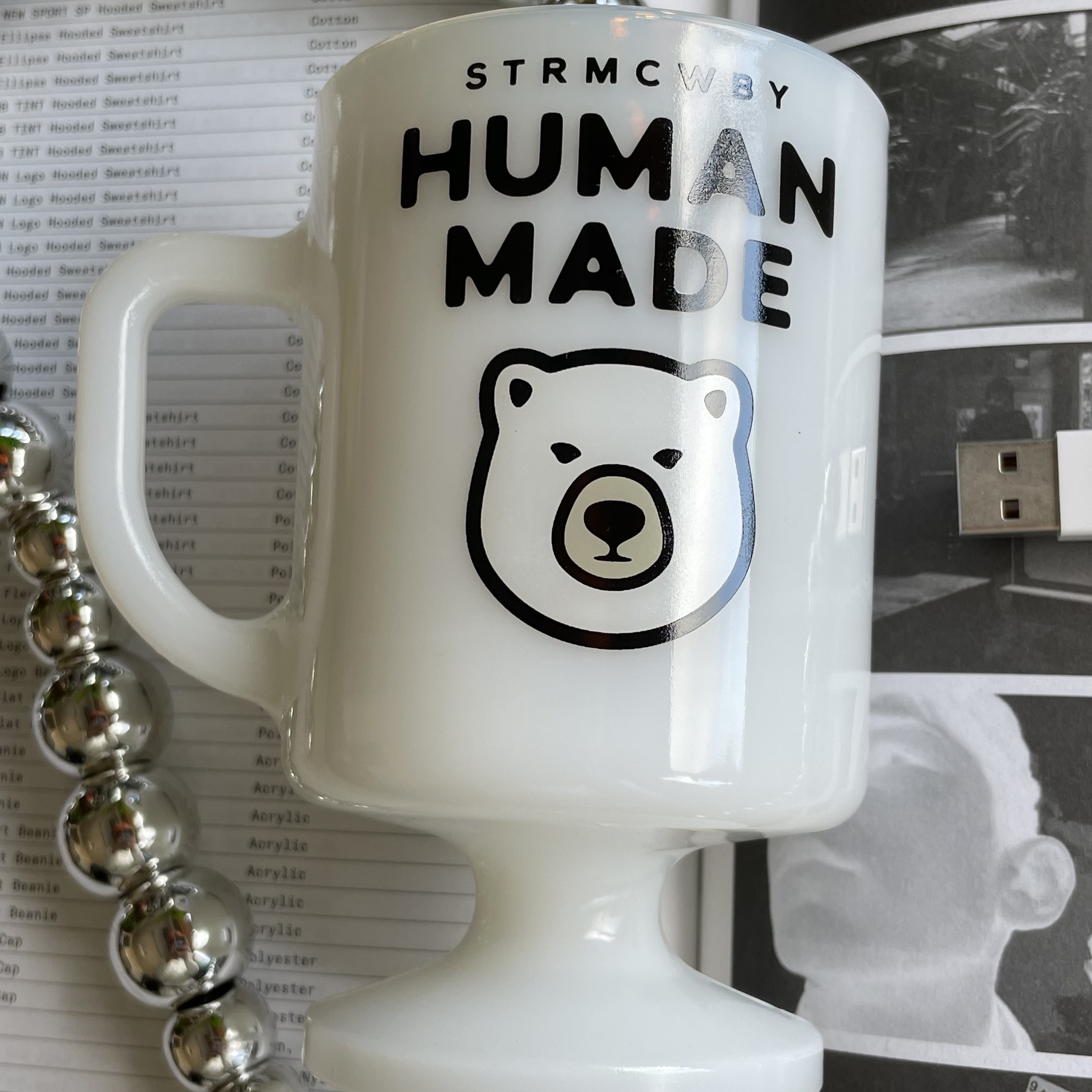 Human Made Milk Glass Pedestal Mug White 착용 스타일 - 5