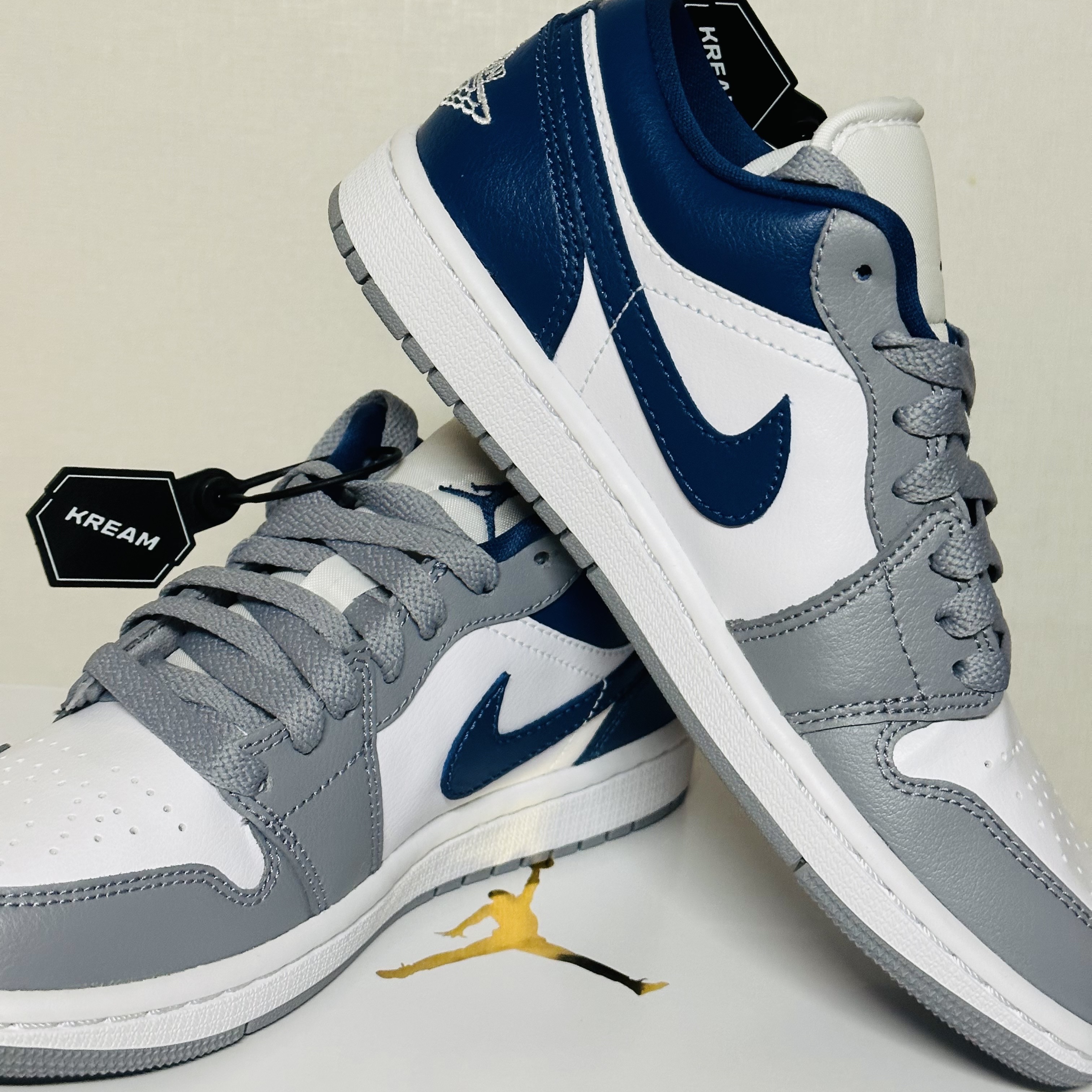 (W) Jordan 1 Low White Grey Blue 착용 스타일