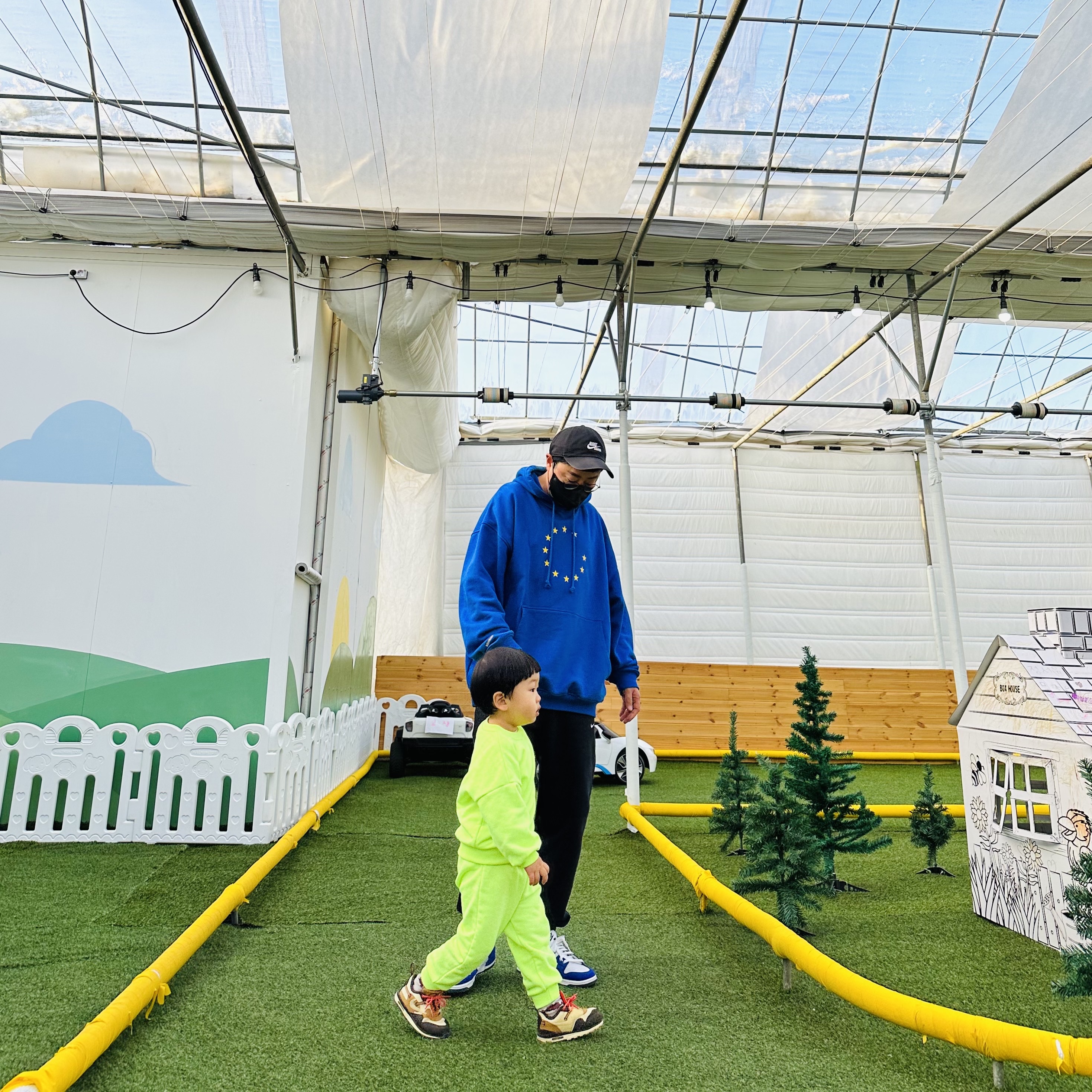 Nike H86 Korea Cap Black, Souvenir Official Eunify Classic Hoodie Blue 착용 스타일 - 3