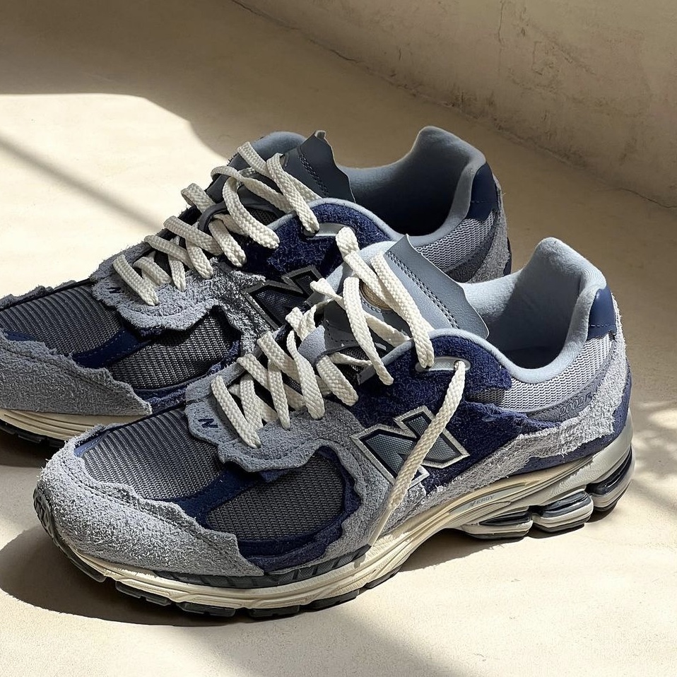 New Balance 2002R Protection Pack Purple 착용 스타일
