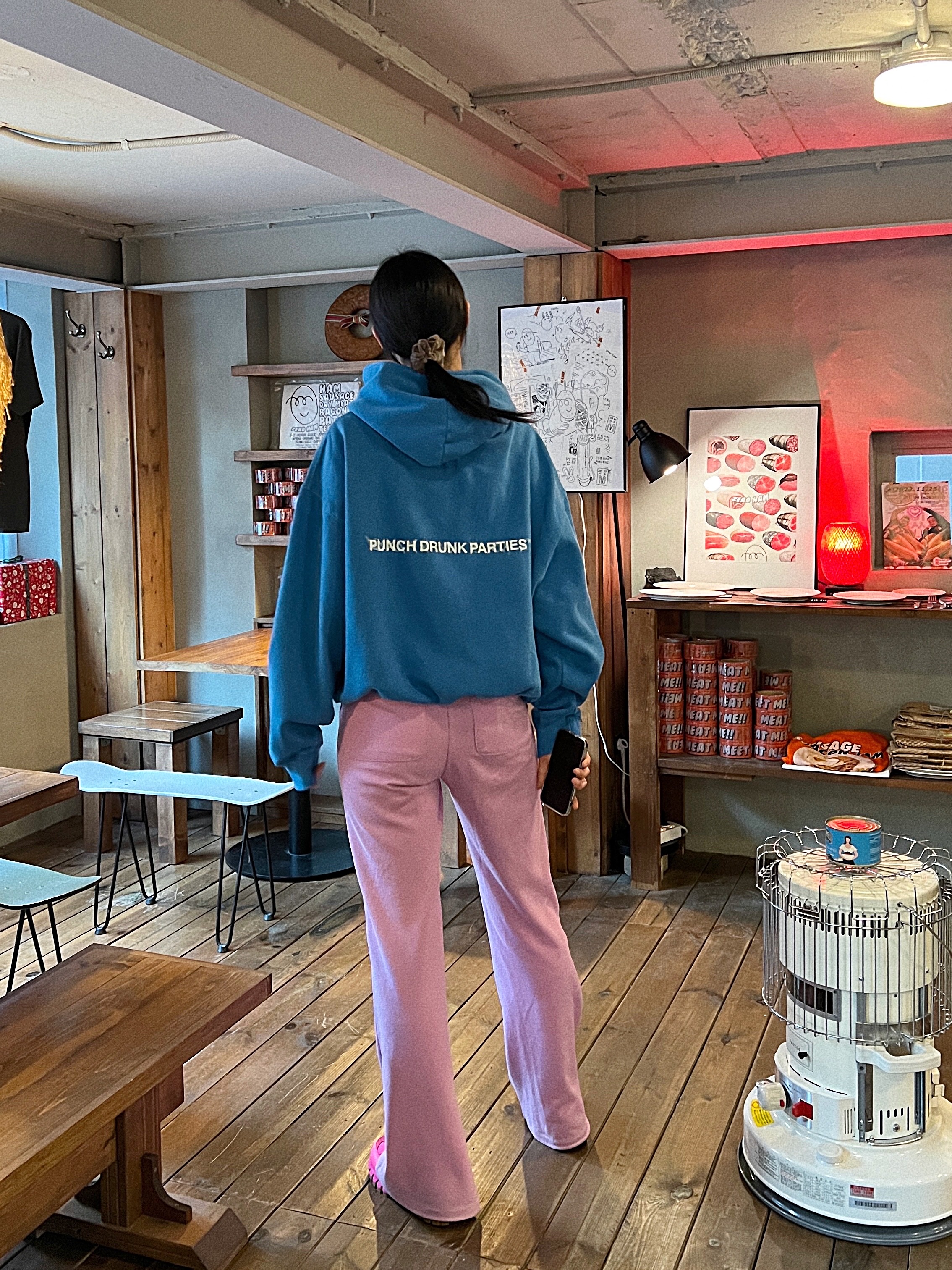 Nike x Jacquemus Air Humara LX Pink Flash 착용 스타일 - 2
