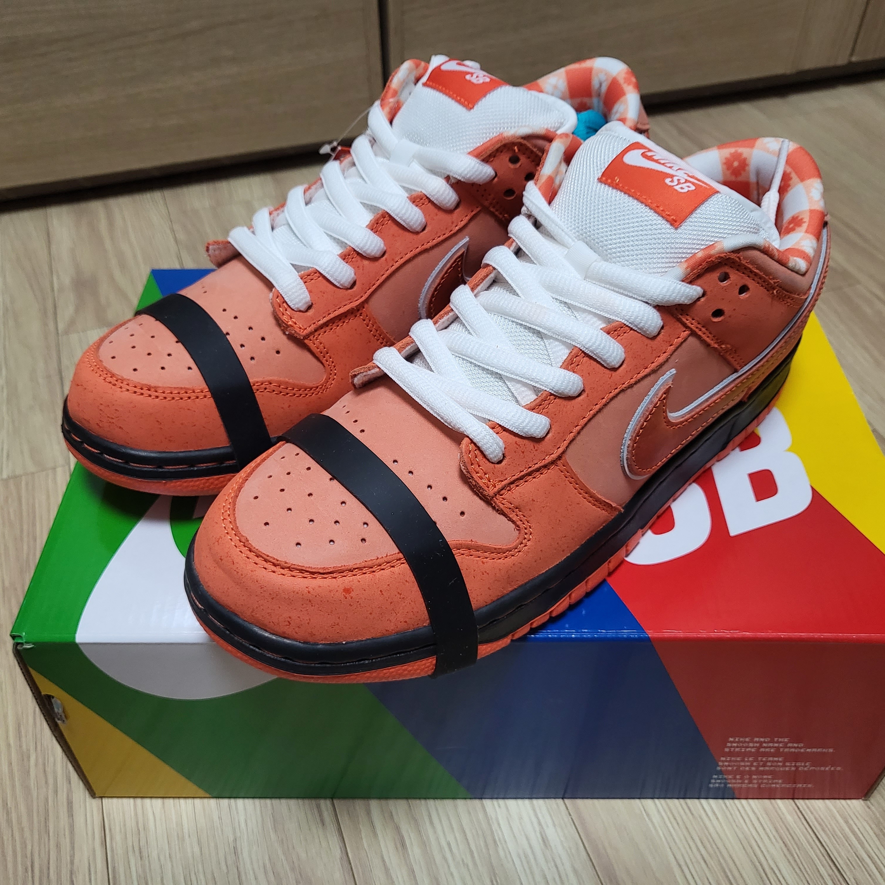 Nike x Concepts SB Dunk Low Orange Lobster (Regular Box) 착용 스타일 - 1