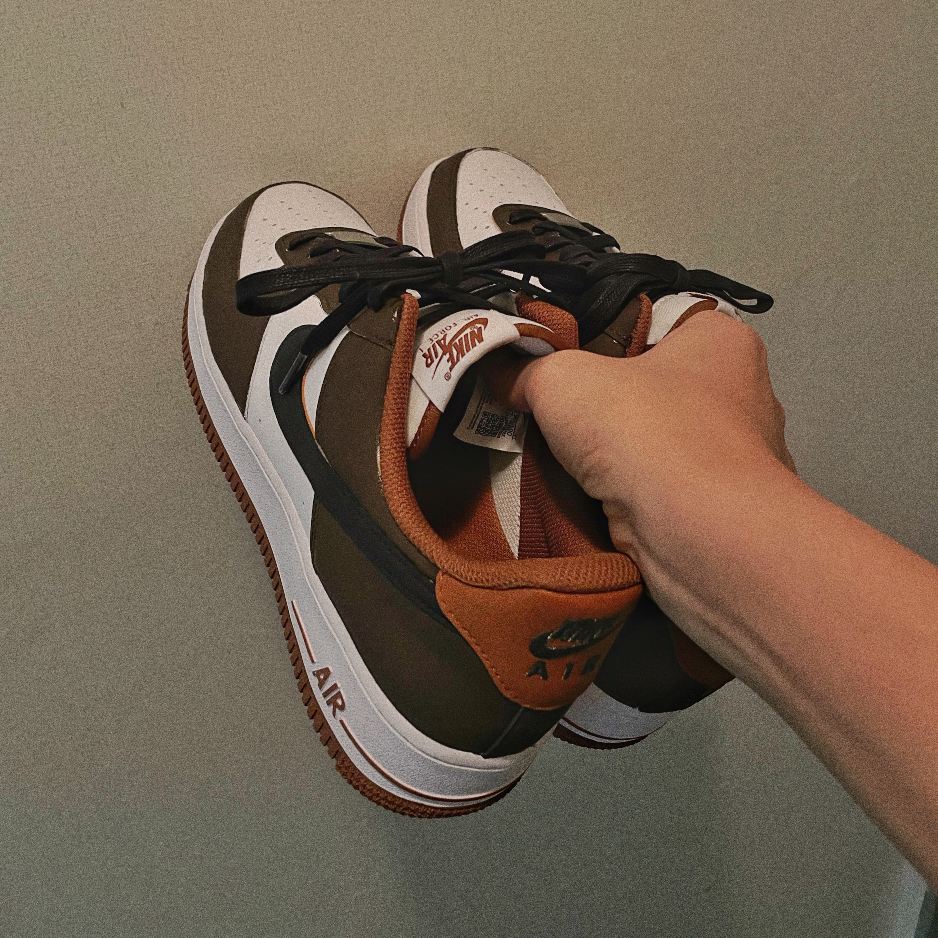 Nike Air Force 1 '07 Pecan 착용 스타일 - 2