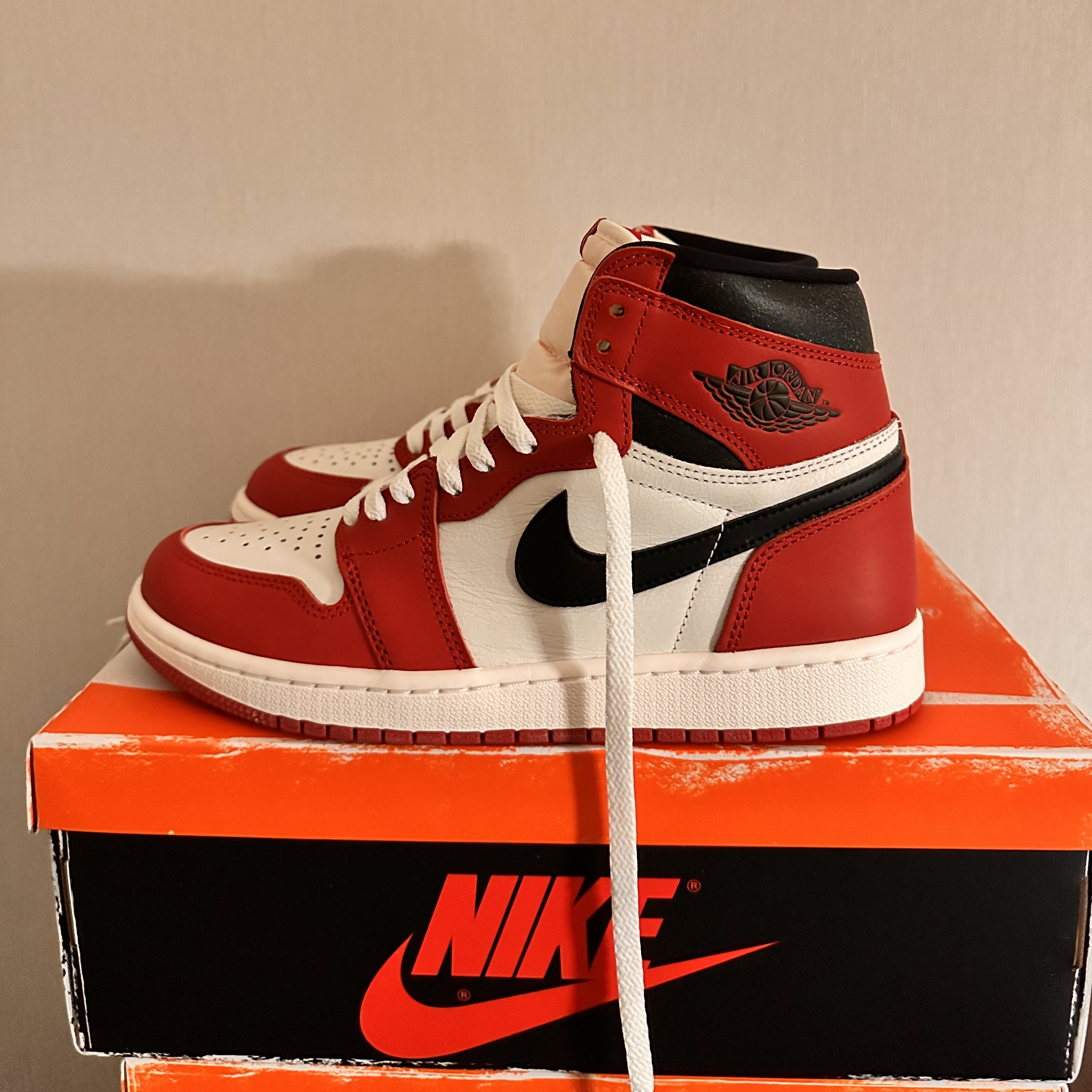 Jordan 1 Retro High OG Chicago 2022 착용 스타일 - 2