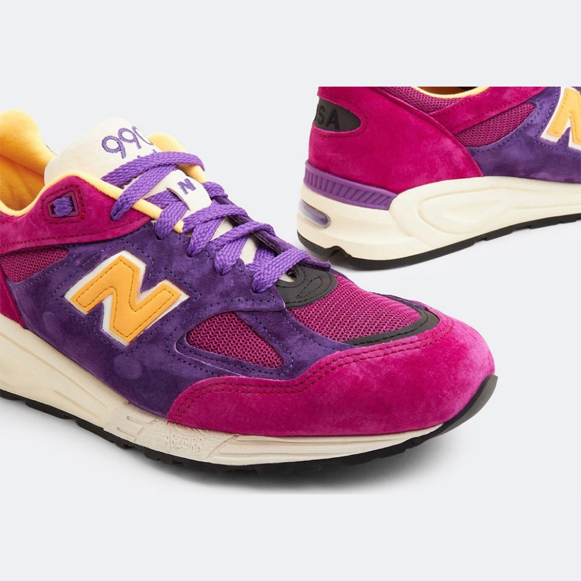 New Balance 990v2 Made in USA Purple Yellow 착용 스타일 - 5