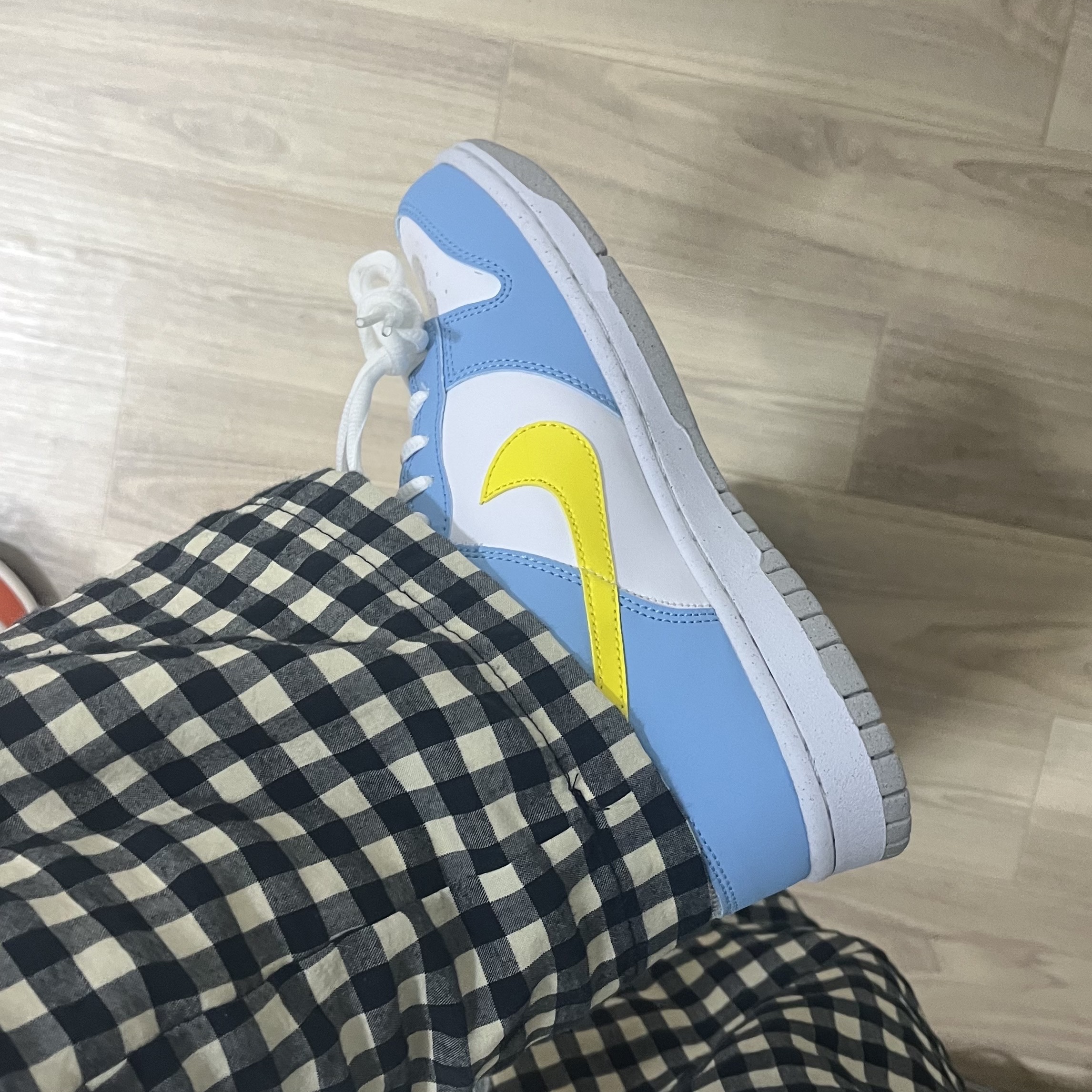 (GS) Nike Dunk Low Next Nature Blue Chill Yellow Strike 착용 스타일 - 2