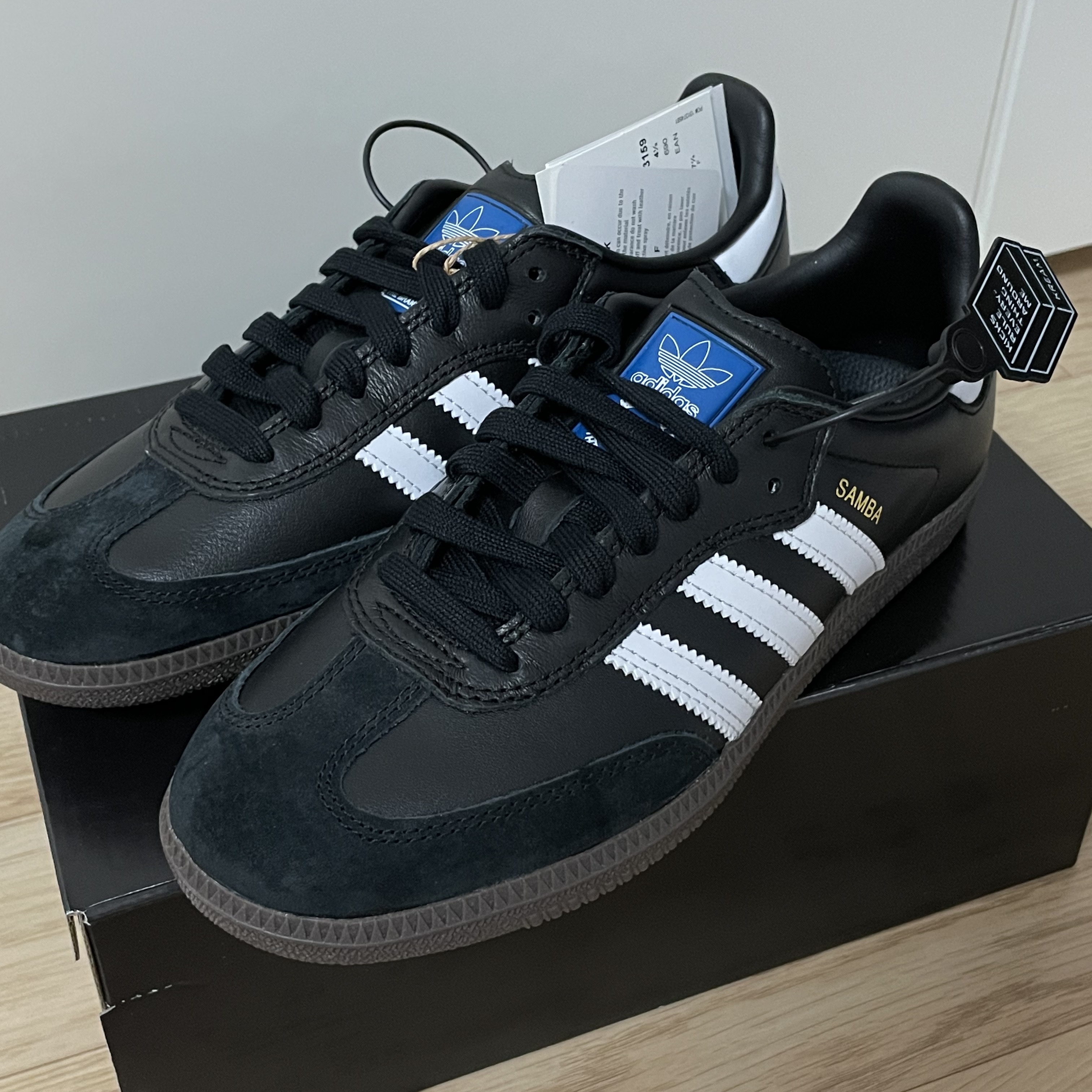 Adidas Samba ADV Black 착용 스타일 - 2