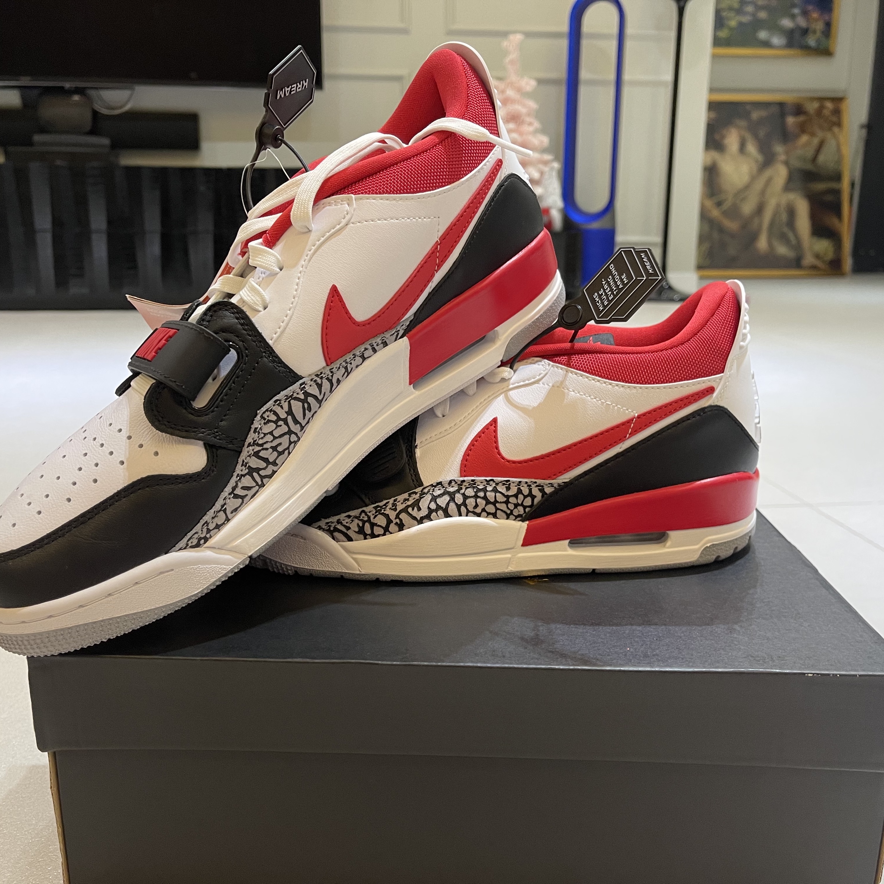 Jordan Legacy 312 Low Fire Red 착용 스타일