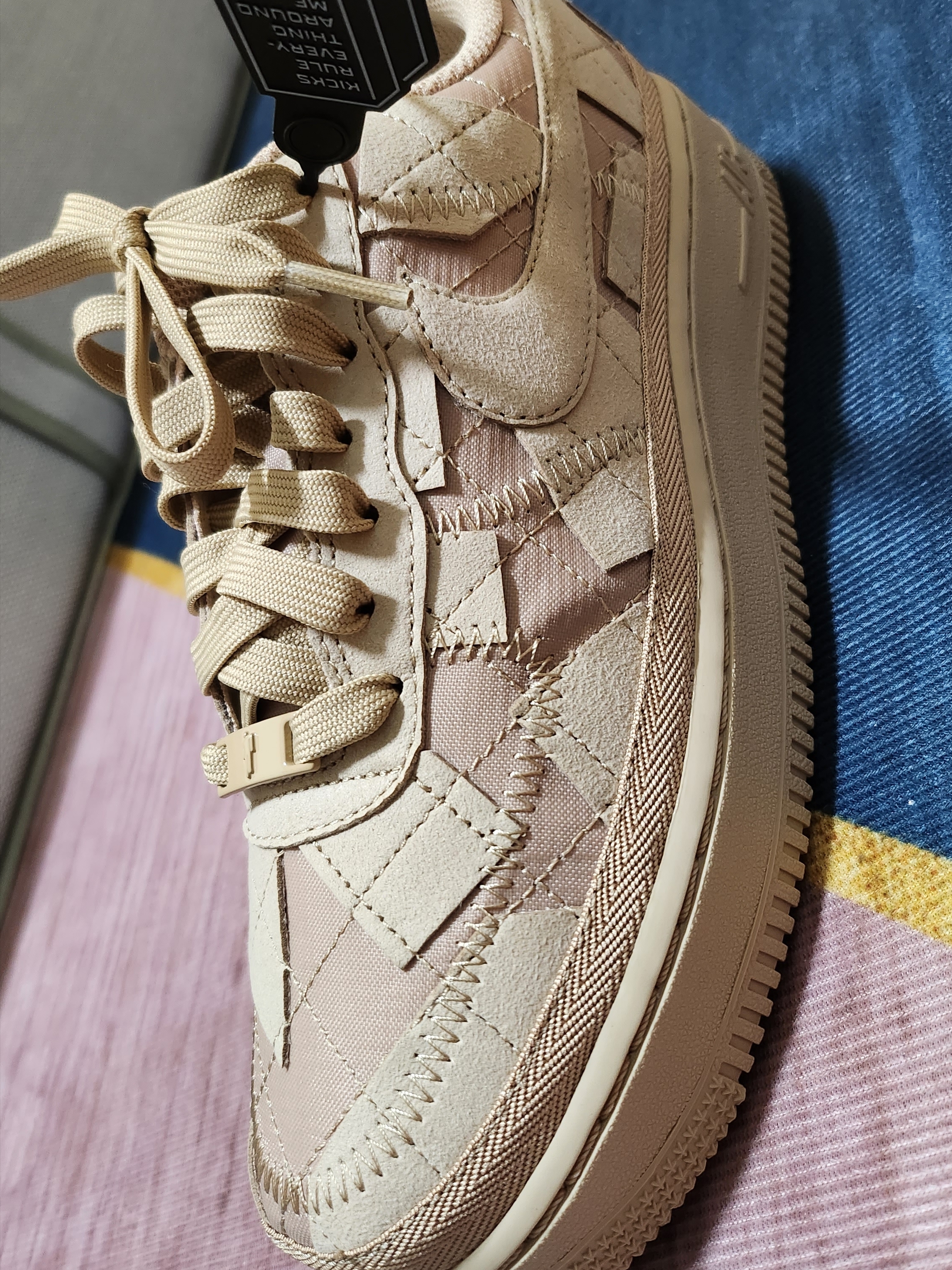 Nike x Billie Eilish Air Force 1 Low '07 SP Mushroom 착용 스타일 - 1