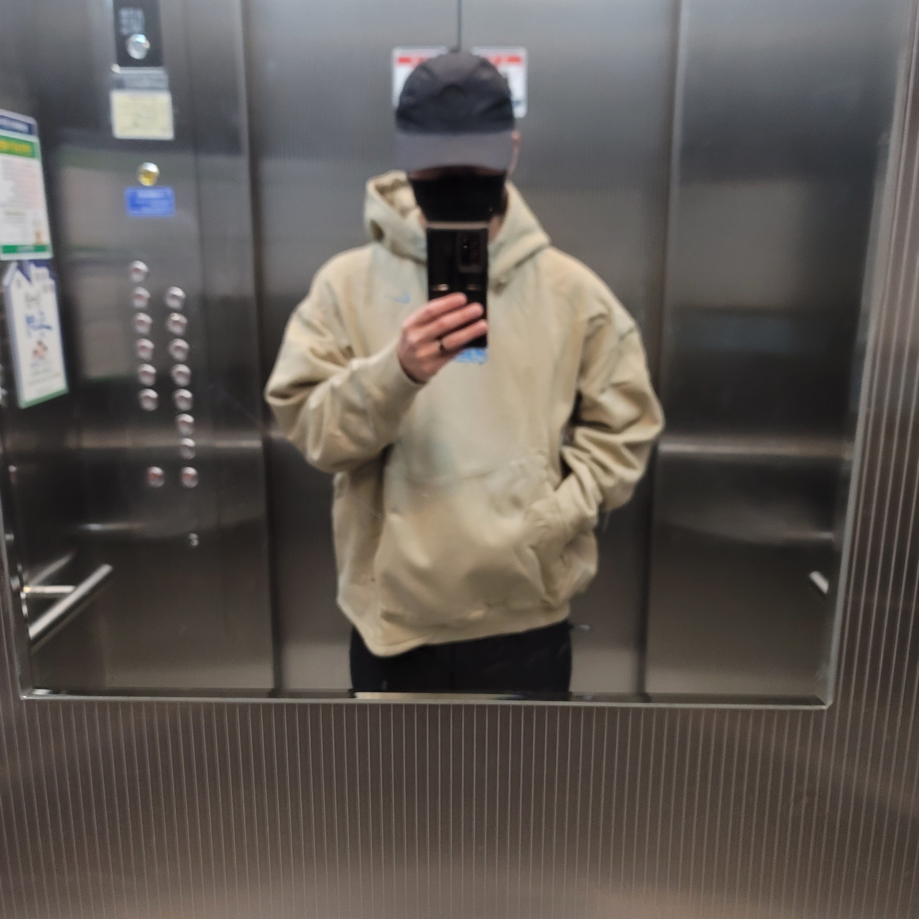 Nike x Off-White NRG Fleece Hoodie Khaki - Asia 착용 스타일 - 2