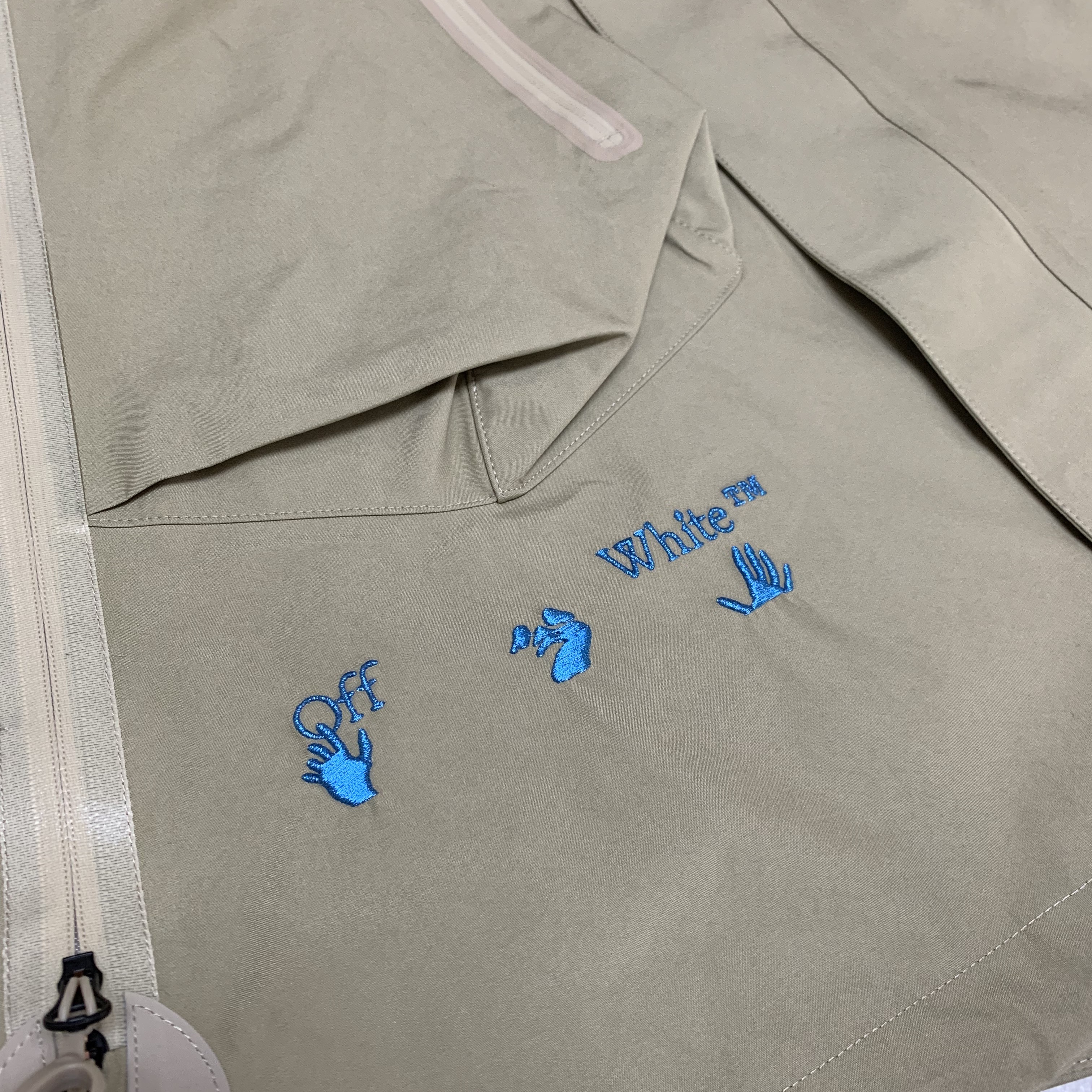 Nike x Off-White NRG Gore-Tex Jacket Khaki - Asia 착용 스타일 - 3