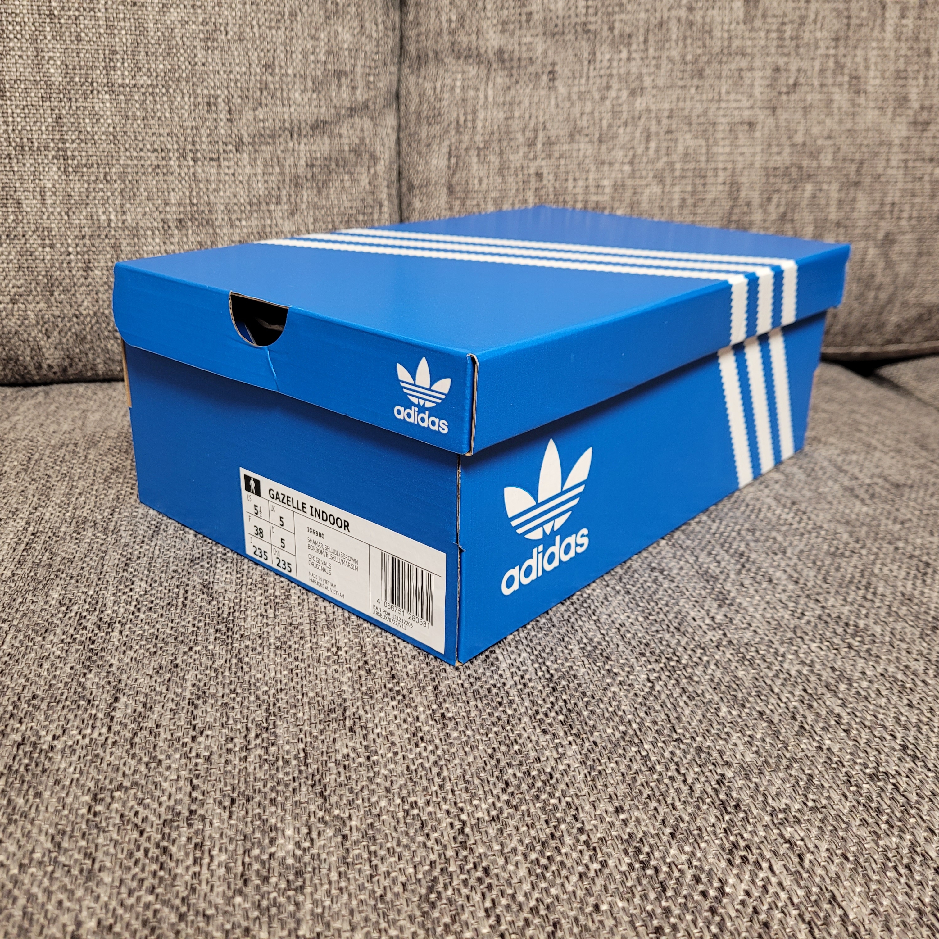 Adidas Gazelle Indoor Shadow Maroon 착용 스타일 - 5