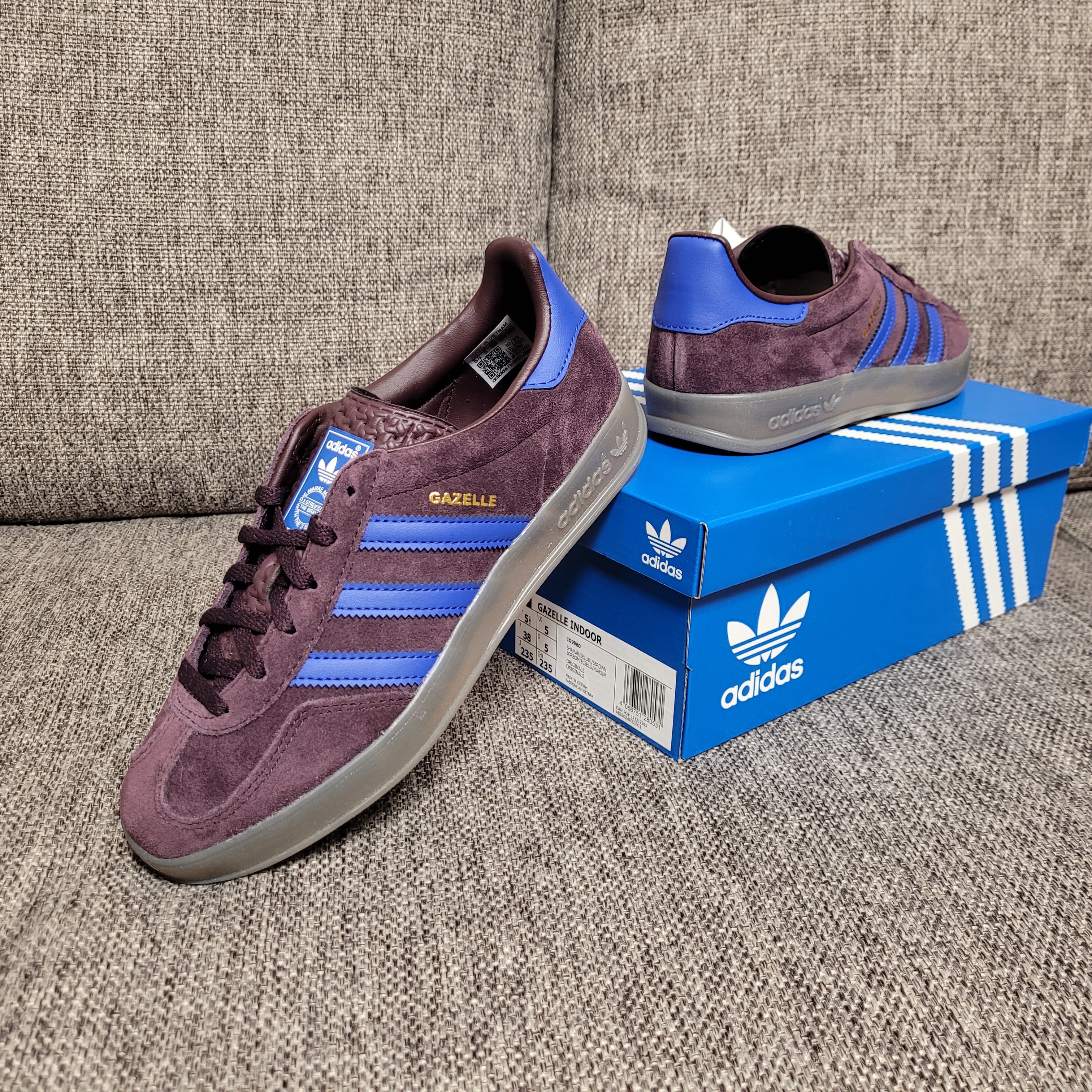 Adidas Gazelle Indoor Shadow Maroon 착용 스타일 - 4