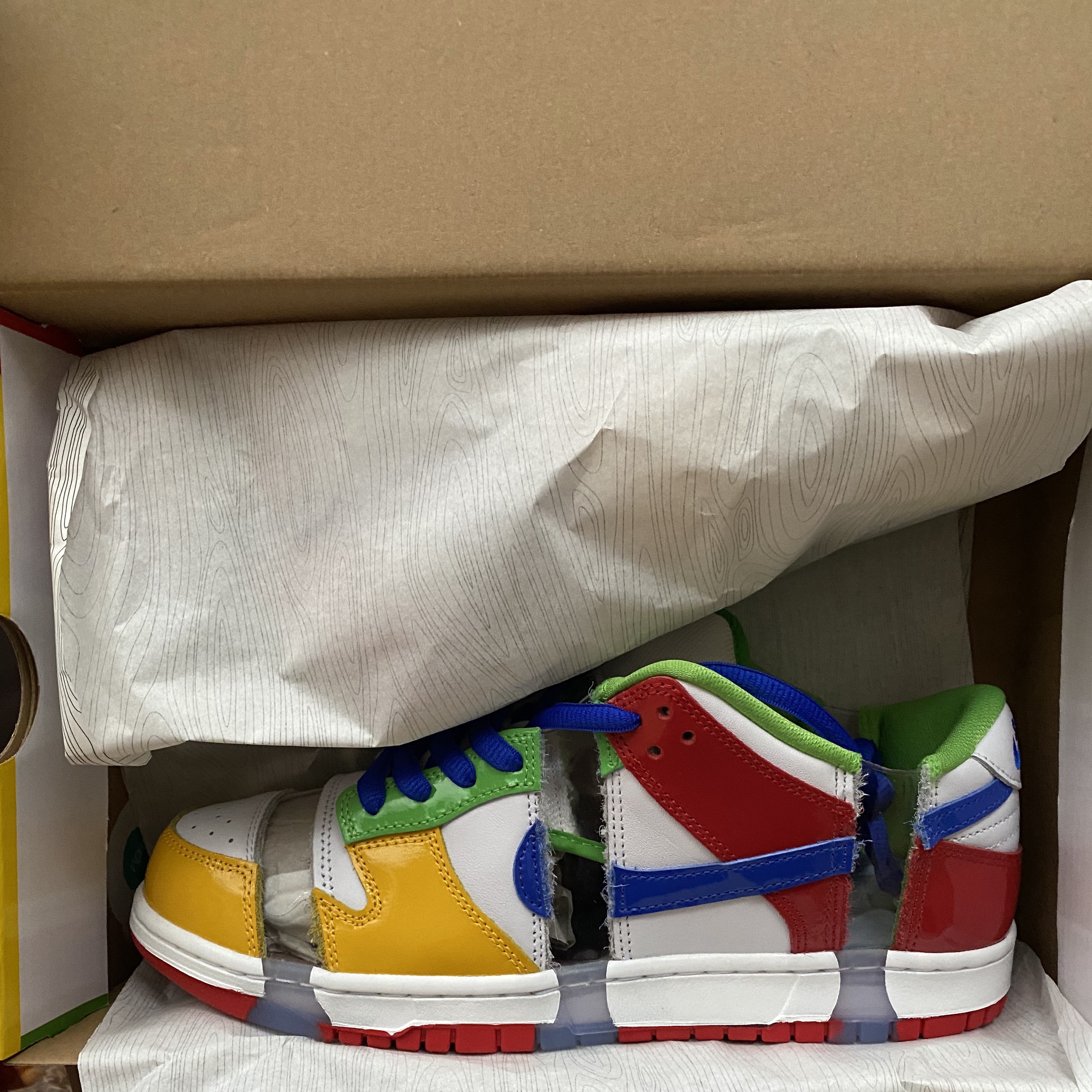 Nike SB Dunk Low Sandy 착용 스타일