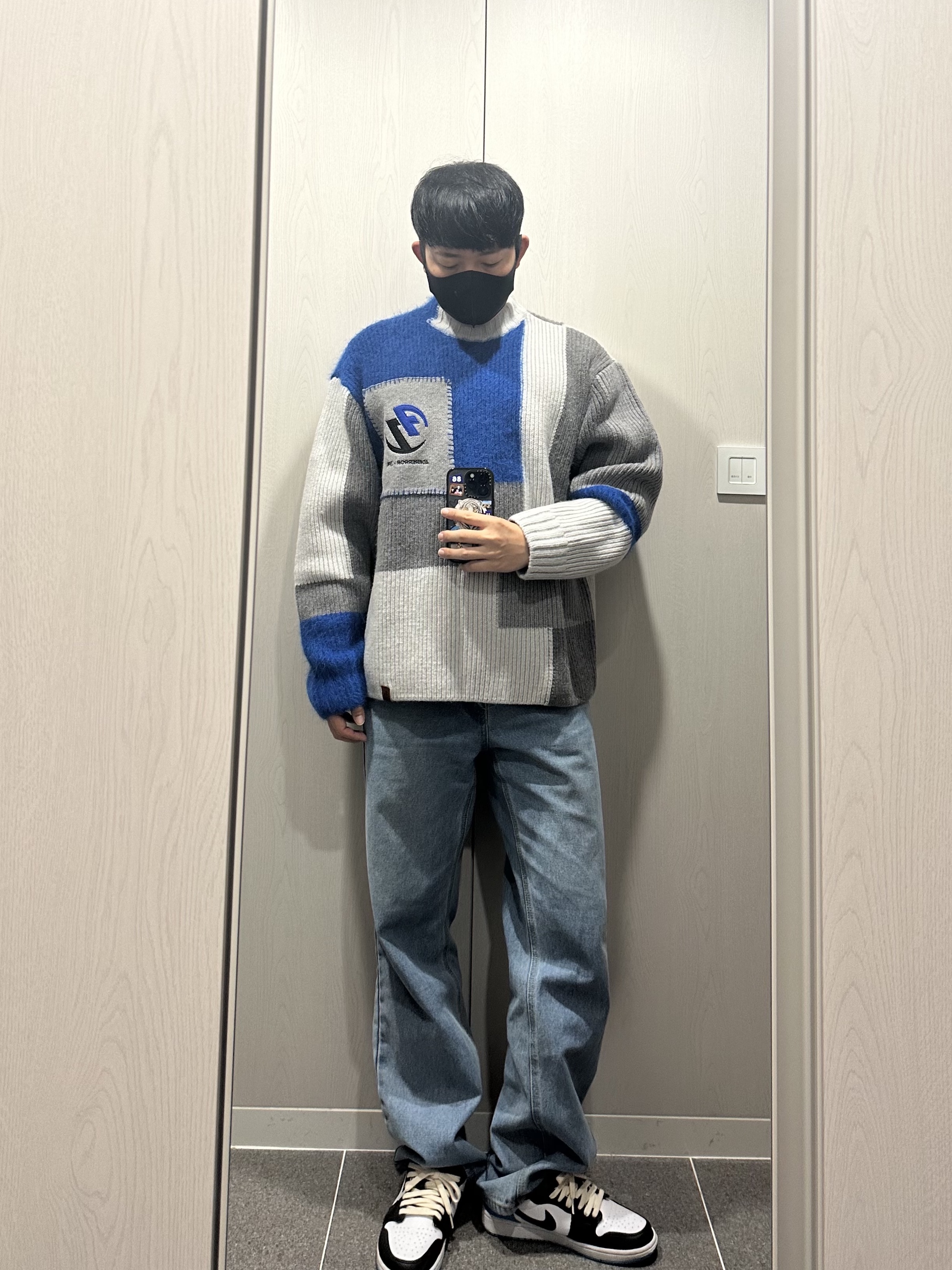 Zara x Ader Error Patchwork Oversize Knit Sweater Multicolor, (W) Jordan 1 Retro Low OG Black and Dark Powder Blue 착용 스타일