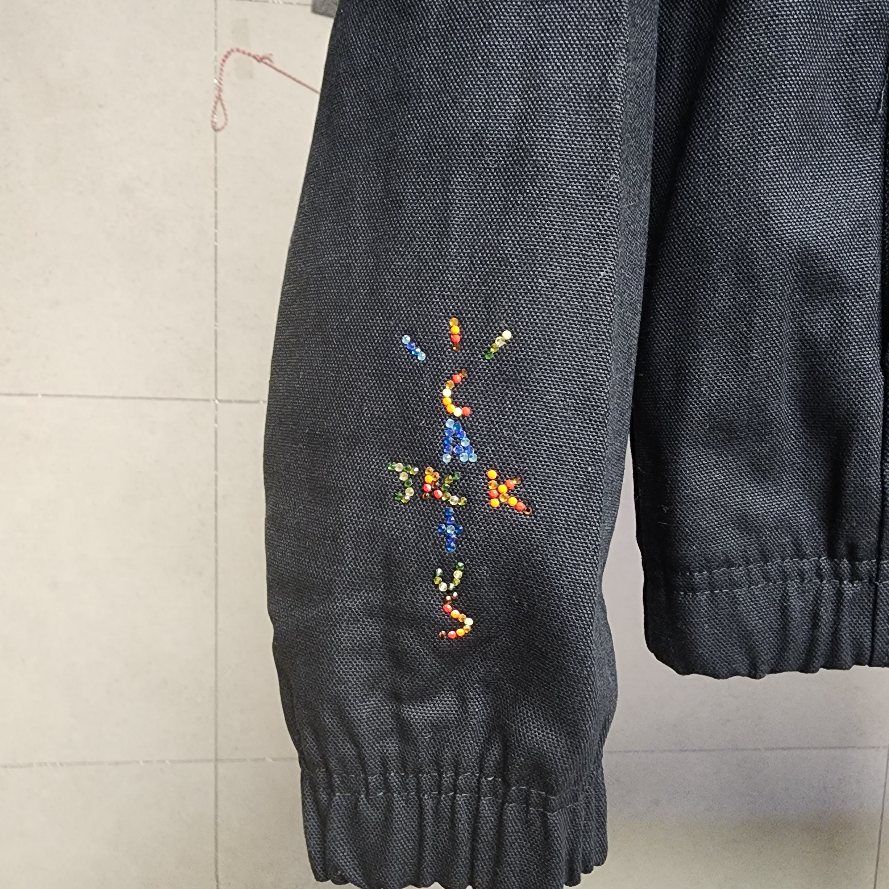 Jordan x Travis Scott Woven Jacket Black - Asia, Jordan x Travis Scott Woven Jacket Black - US/EU 착용 스타일 - 2