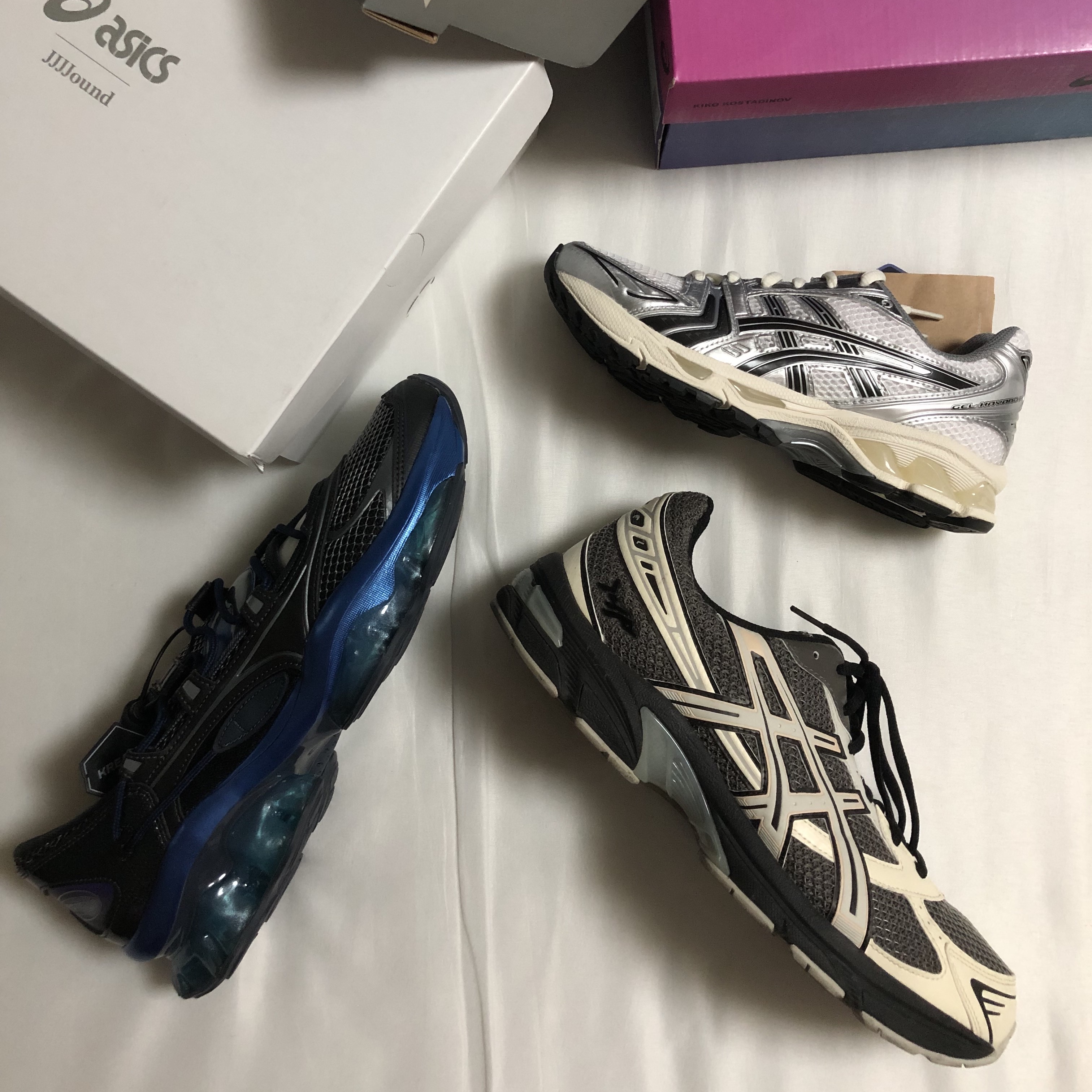 (W) Asics x Kiko Kostadinov x Hysteric Glamour Gel-Quantum Lylia Pure Silver Blue Expanse, Asics x I4P Gel-1130 Mink Glacier Grey 착용 스타일