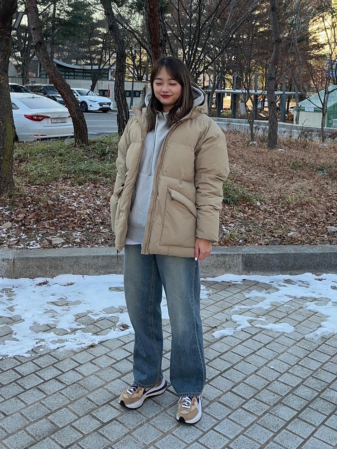 Nike x Sacai VaporWaffle Sesame and Blue Void 착용 스타일 - 2