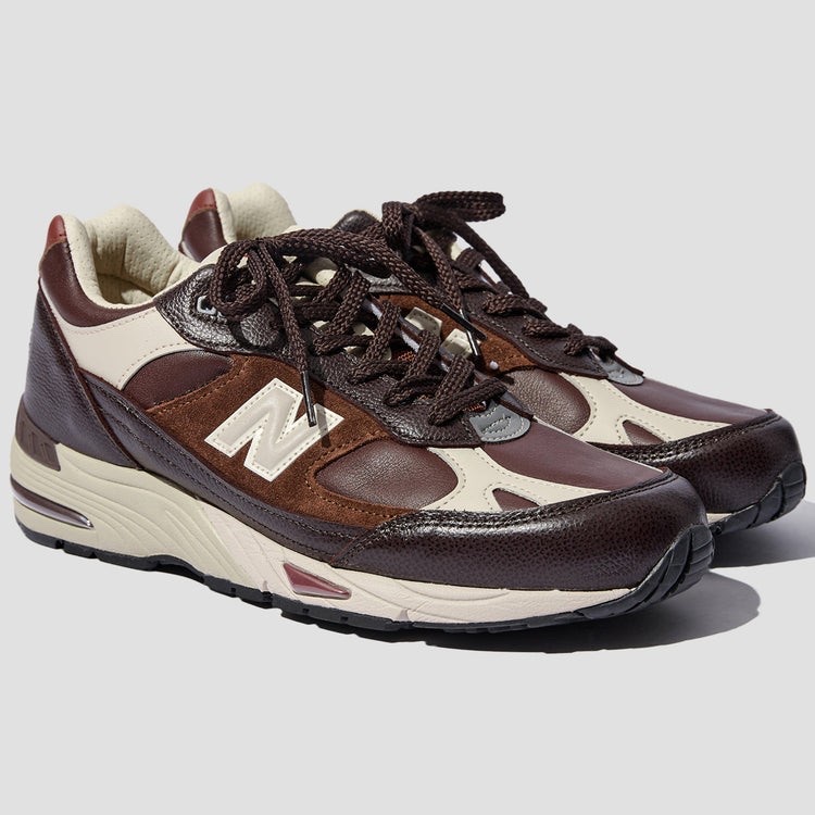 New Balance 991 Made in UK Earth French Roast 착용 스타일 - 5