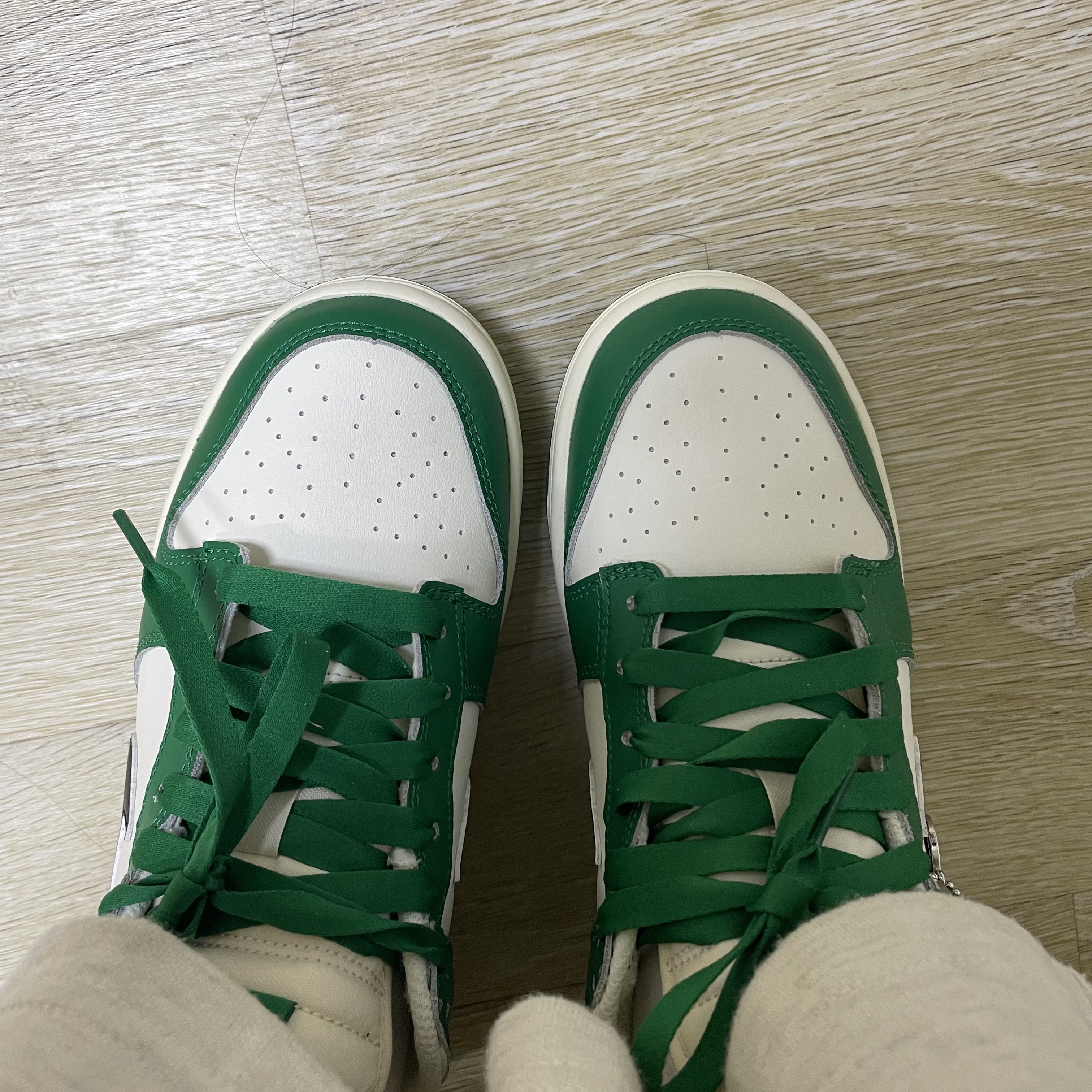 Nike Dunk Low Retro SE Jackpot Malachite 착용 스타일