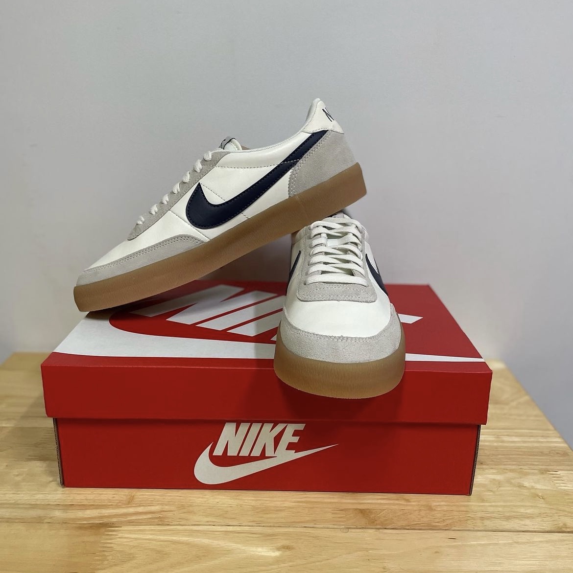 Nike x J.Crew Killshot 2 Sail Midnight Navy 착용 스타일 - 2