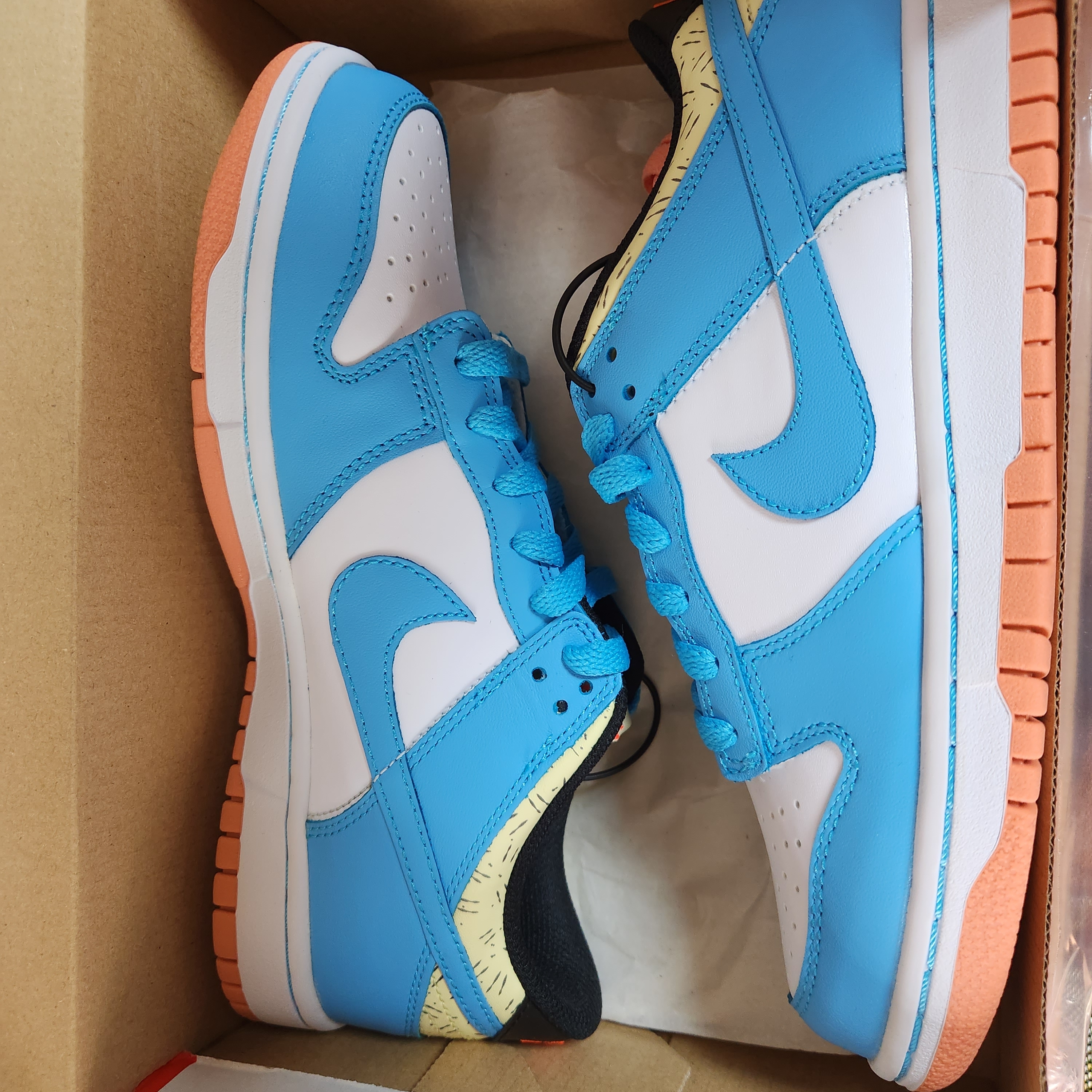 (GS) Nike x Kyrie Dunk Low SE Baltic Blue 착용 스타일 - 1