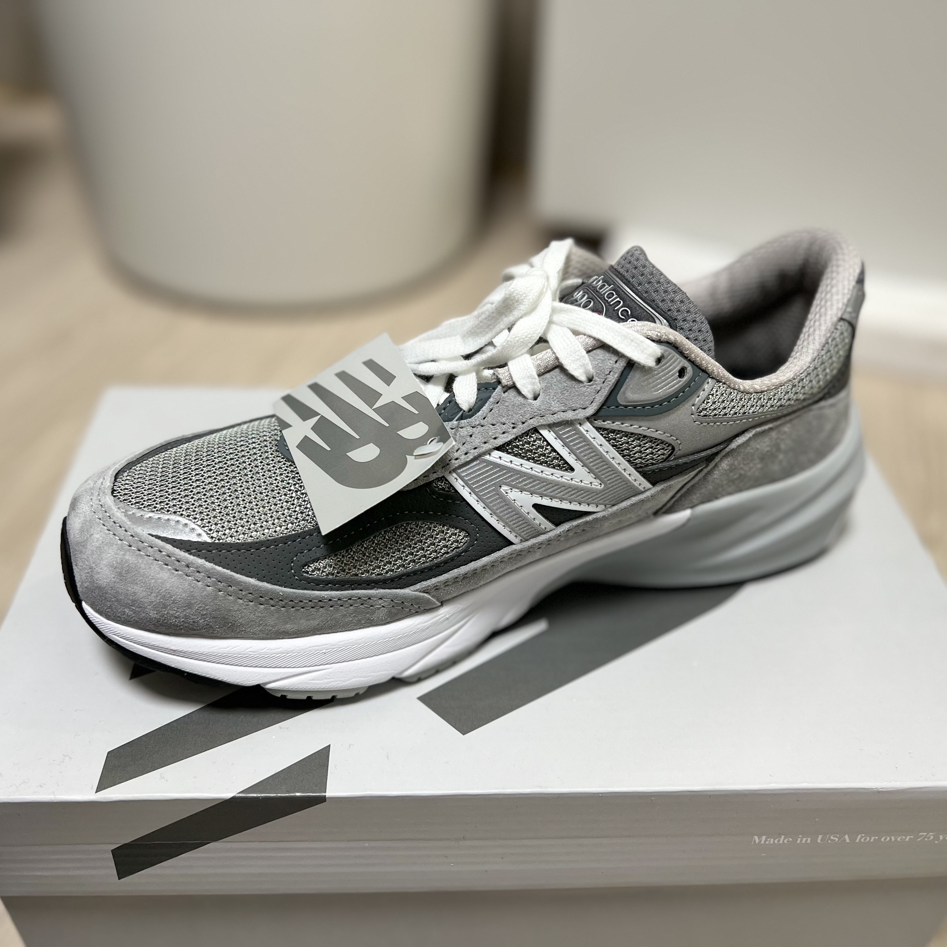 New Balance 990v6 Made in USA Grey - D Standard 착용 스타일 - 2