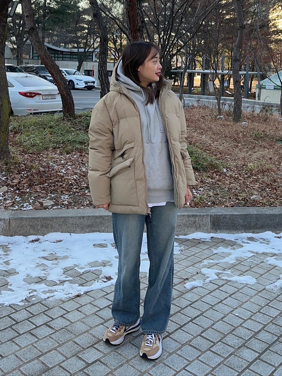 Nike x Sacai VaporWaffle Sesame and Blue Void 착용 스타일 - 1