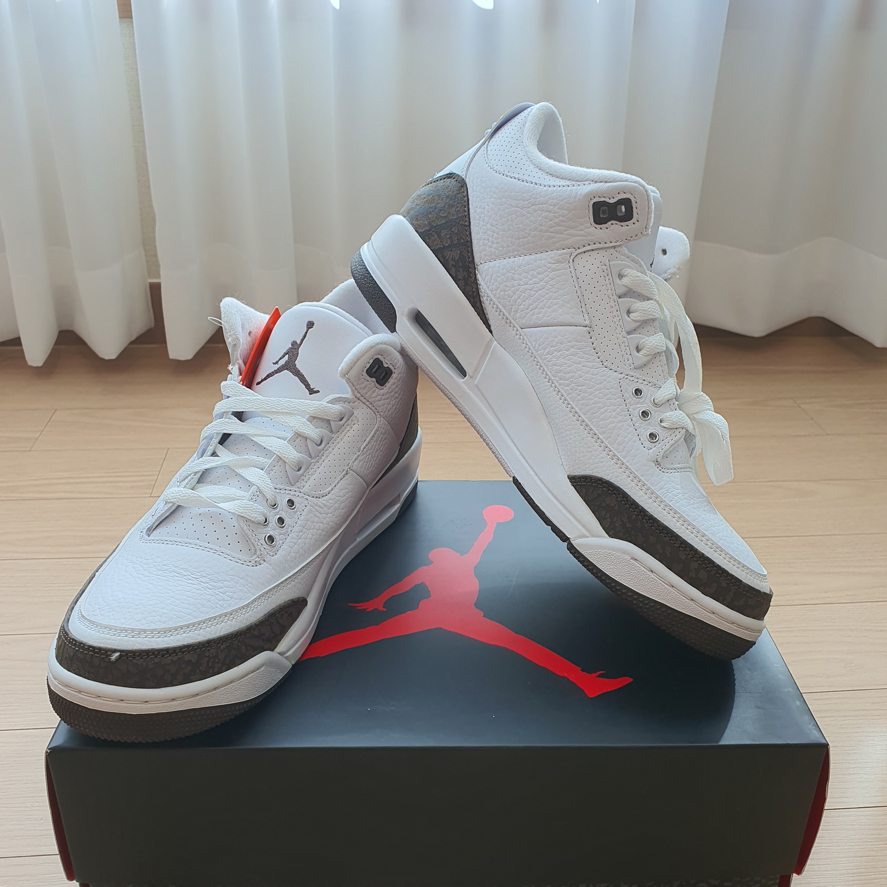 Jordan 3 Retro Mocha 2018 착용 스타일 - 2