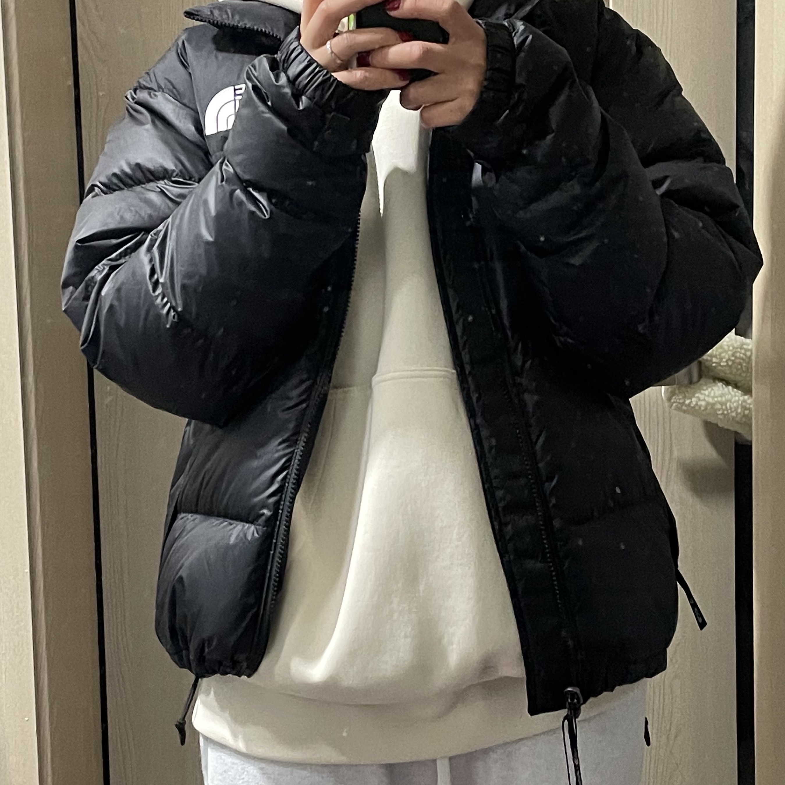 The North Face 1996 Eco Nuptse Jacket Black 착용 스타일 - 1