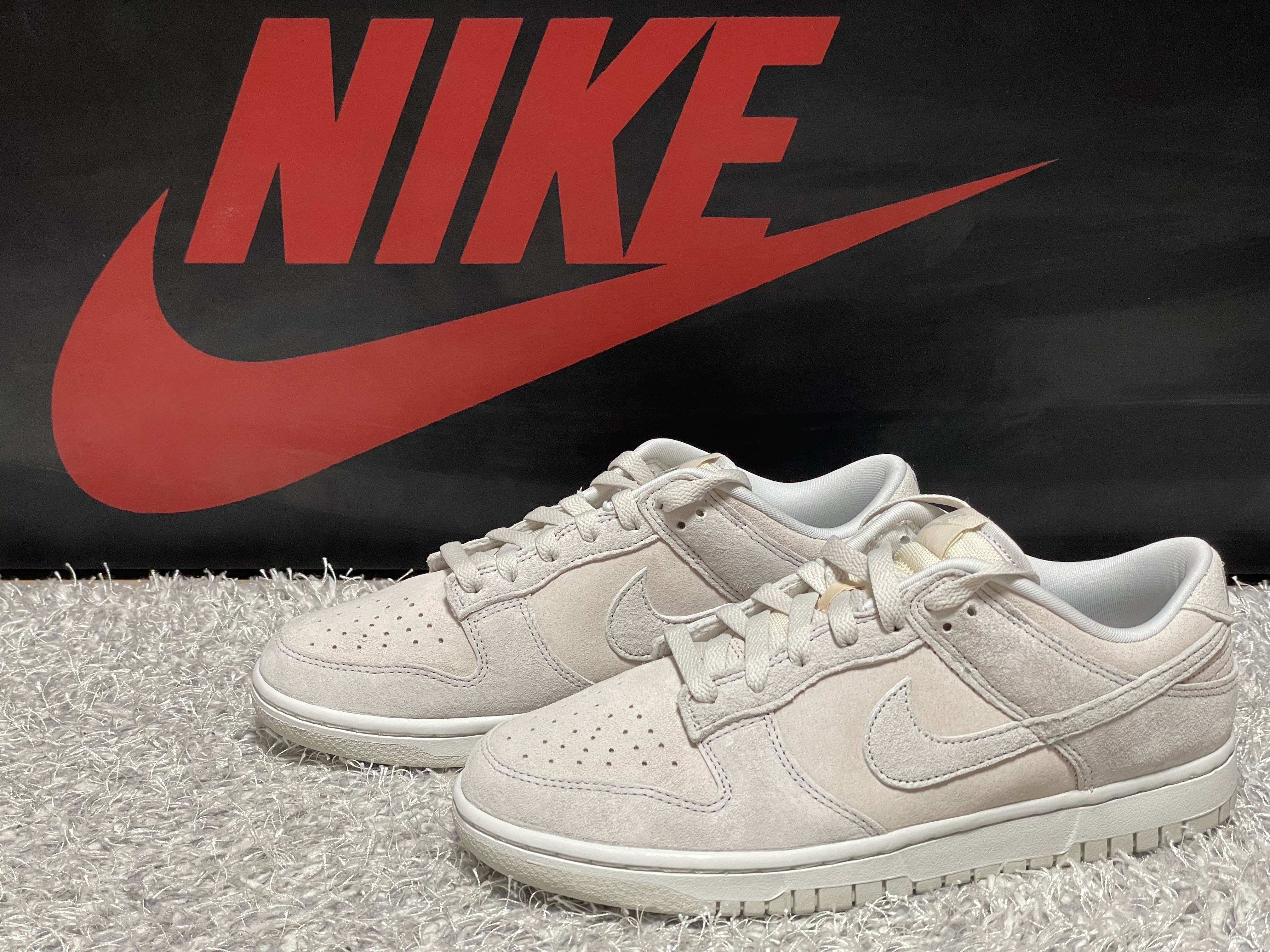 Nike Dunk Low Retro PRM Vast Grey 착용 스타일