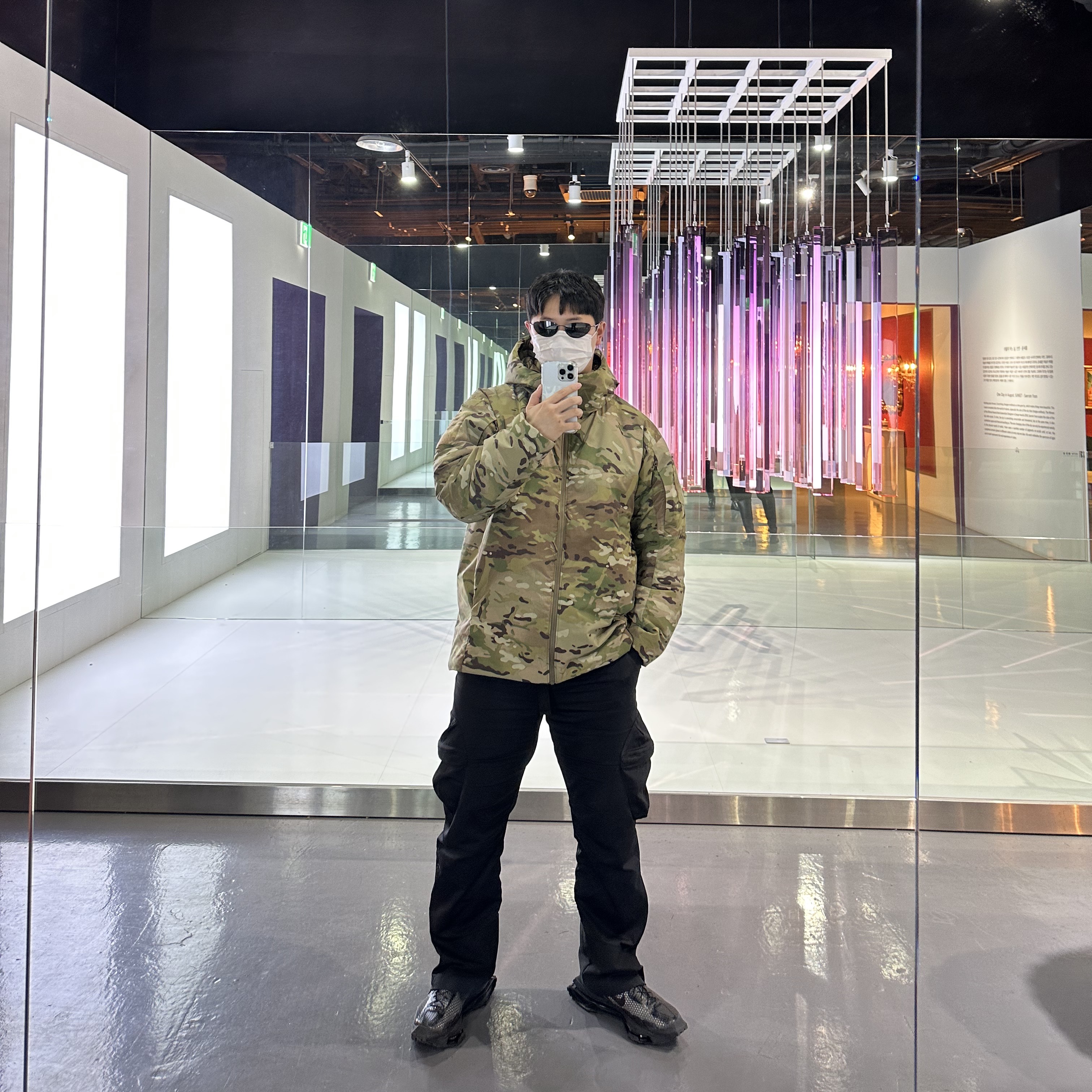 Arc'teryx LEAF Cold WX Hoody LT Gen 2.1 Multicam 착용 스타일