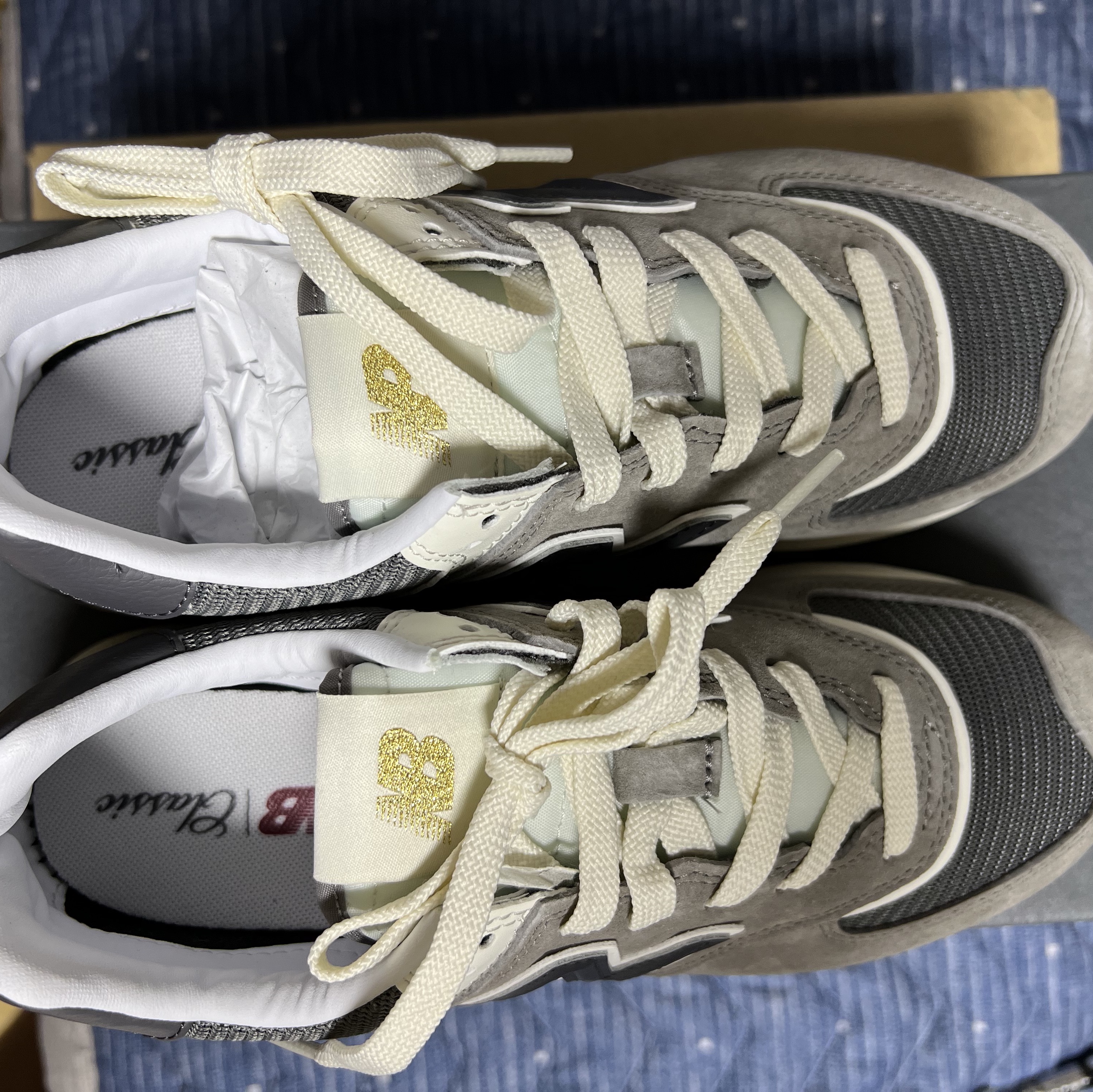 New Balance 574 Legacy Grey 착용 스타일 - 1
