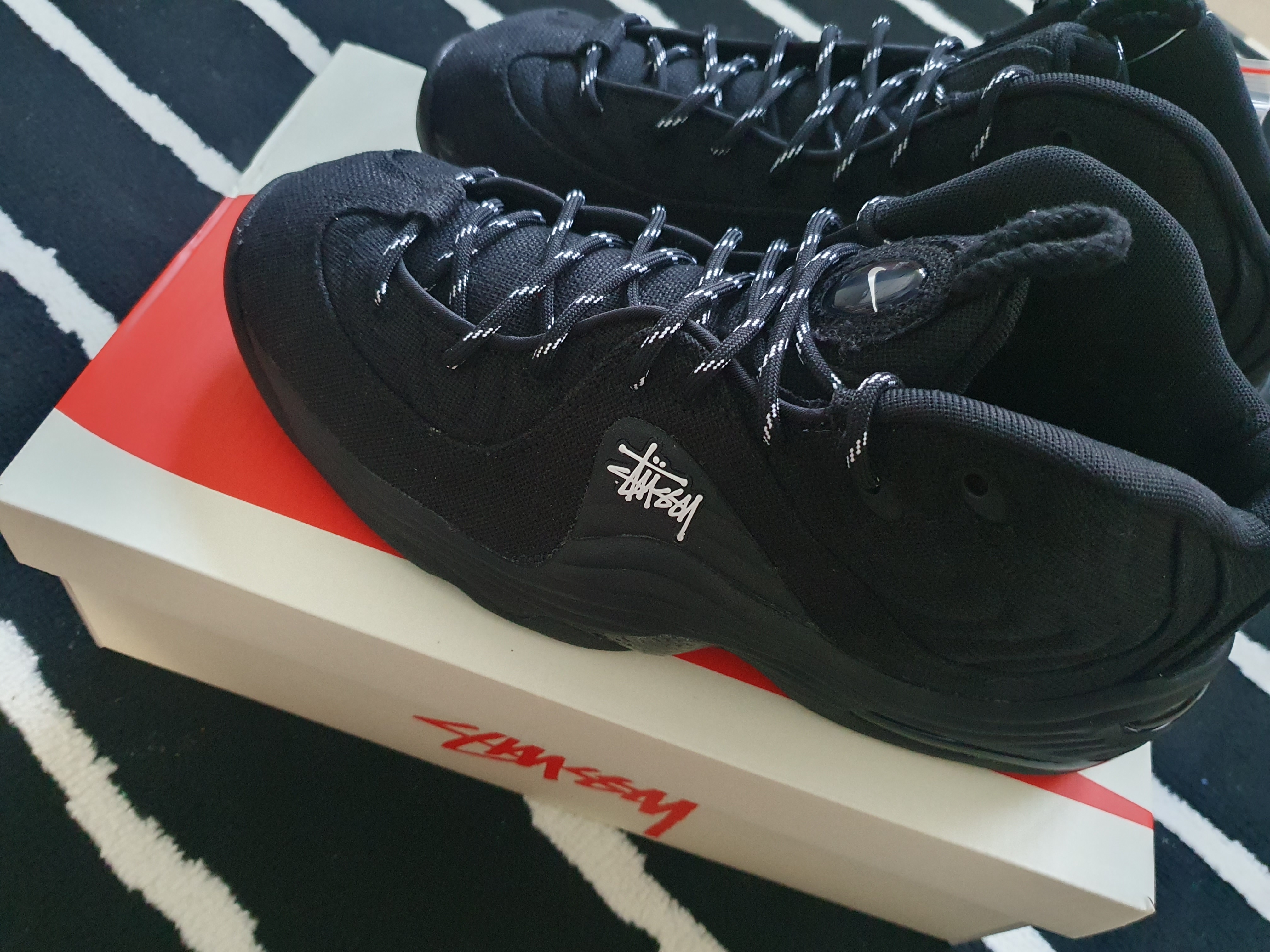 Nike x Stussy Air Penny II Black 착용 스타일 - 2